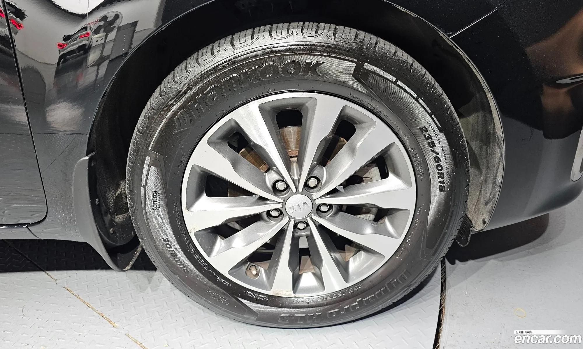 Kia Carnival 2017 — 17