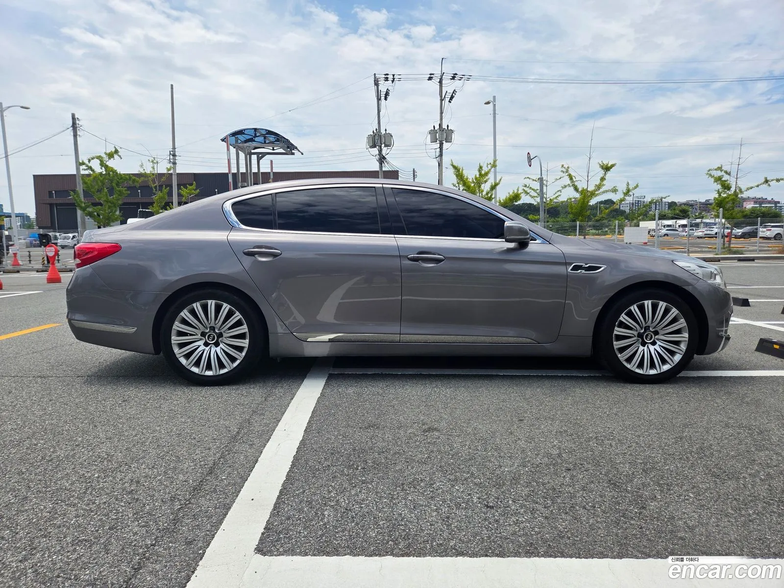 Kia K9 2014 — 13