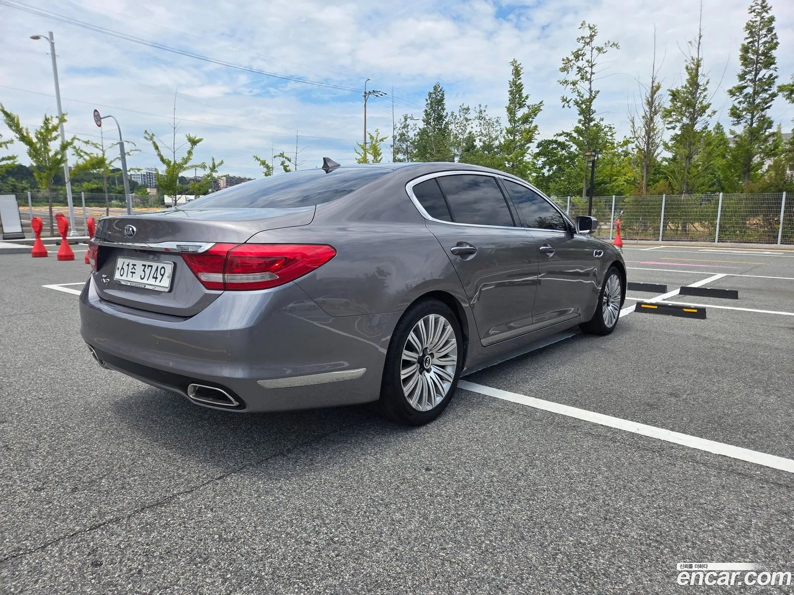 Kia K9 2014 — 18