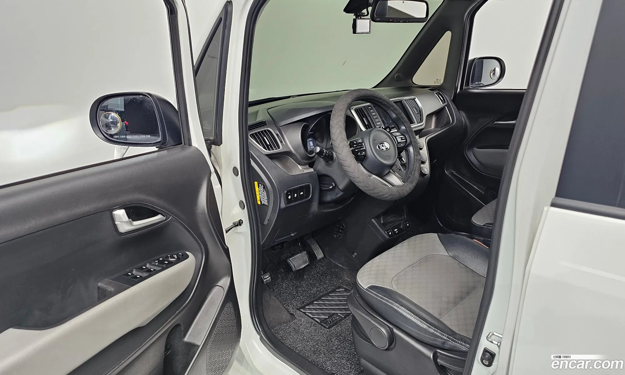 Kia Ray 2020 KNACK811BLT236780 — 10