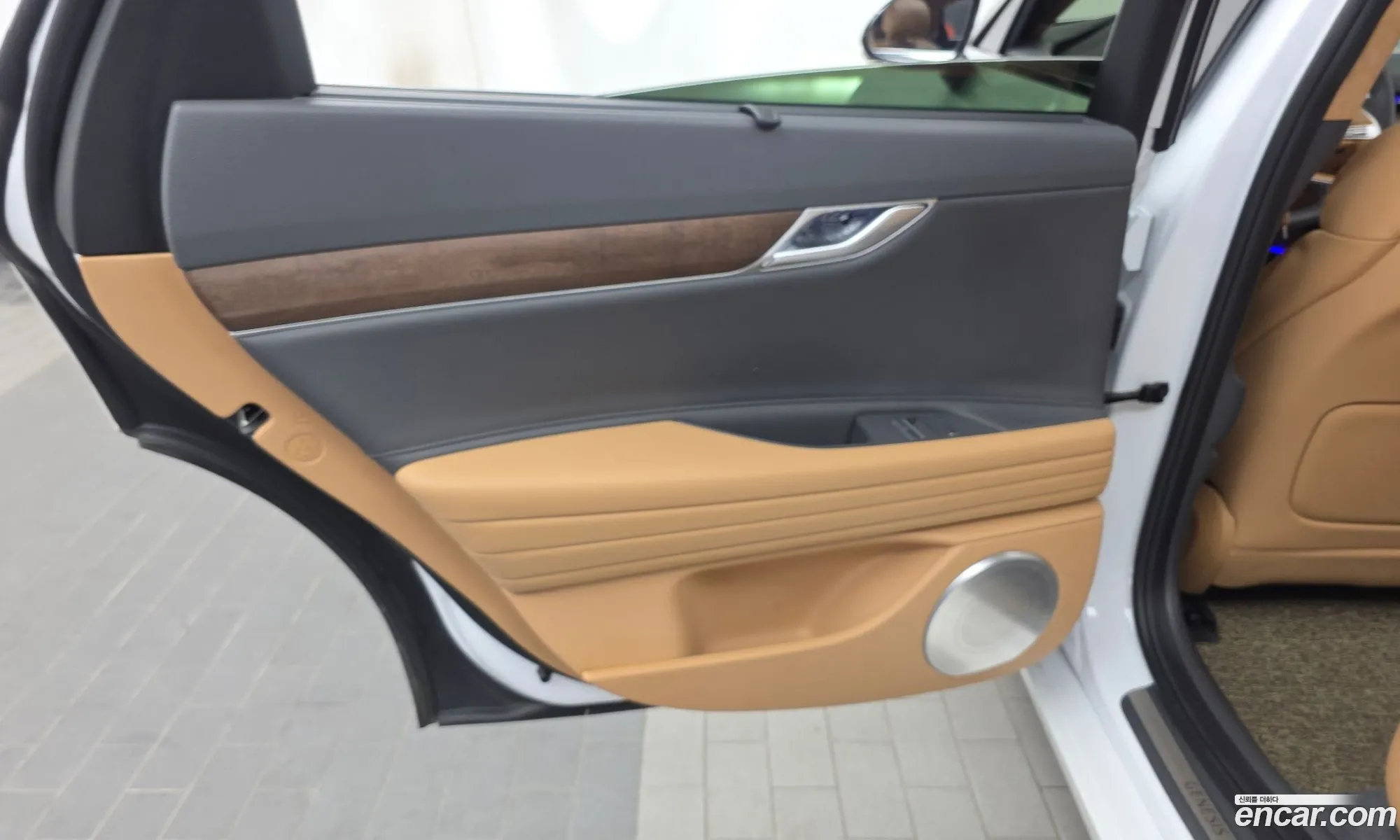 Genesis G80 2021 — 8