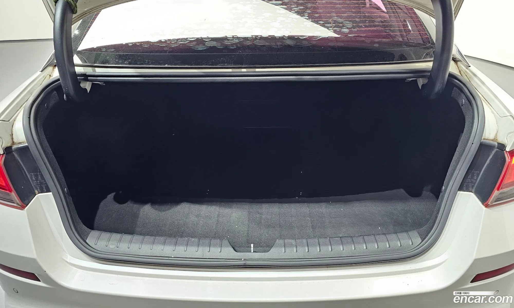 Kia K5 2018 KNAGU411BKA263988 — 7