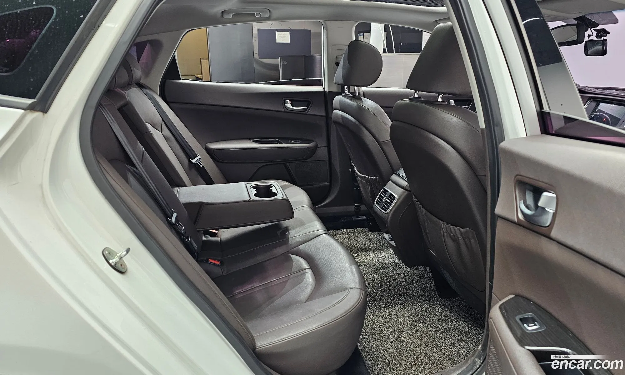 Kia K5 2018 KNAGU411BKA263988 — 21