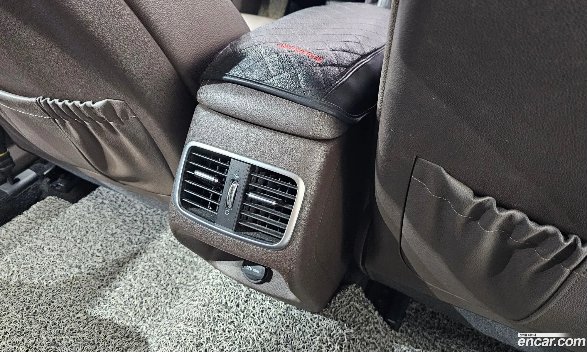 Kia K5 2018 KNAGU411BKA263988 — 8