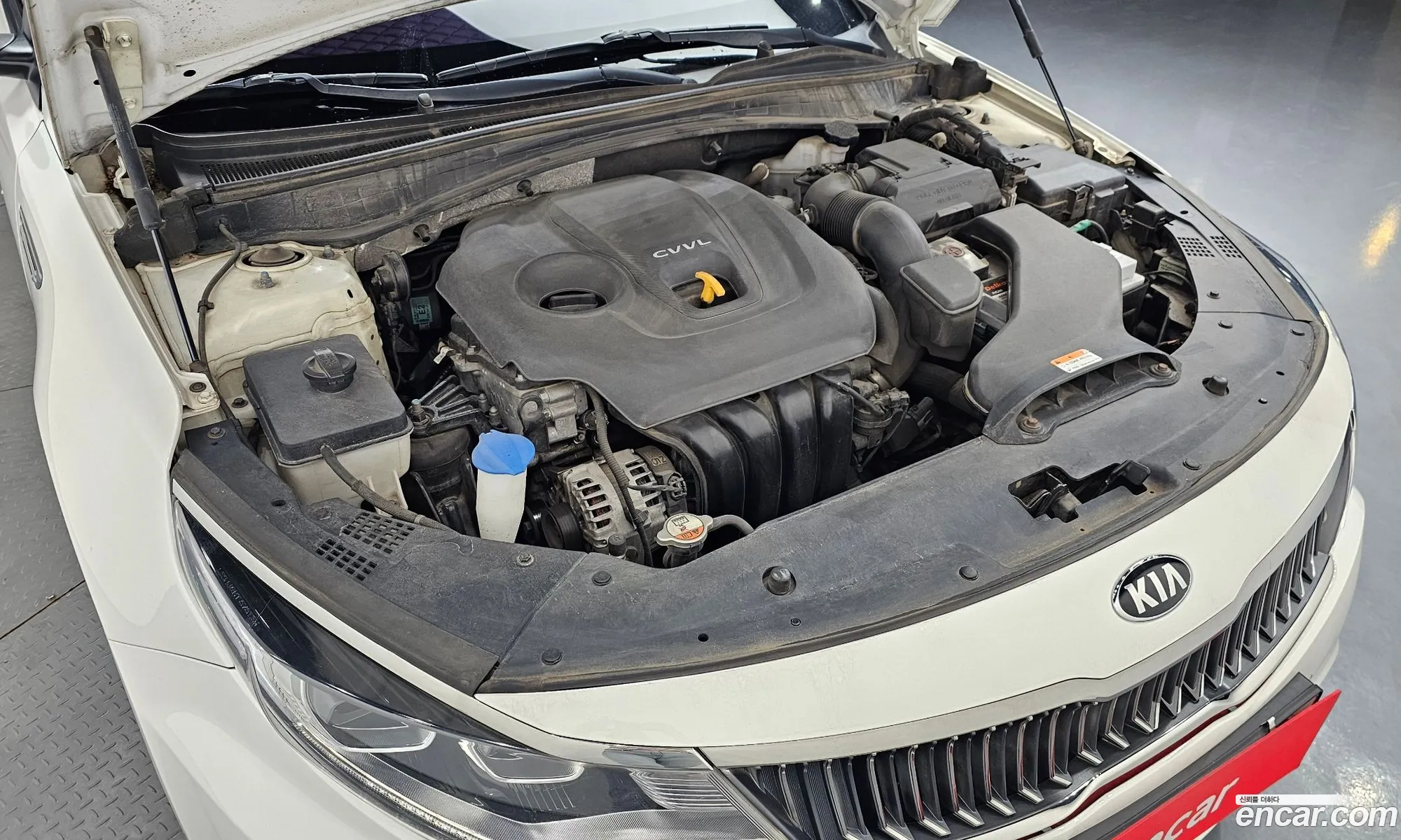 Kia K5 2018 KNAGU411BKA263988 — 29