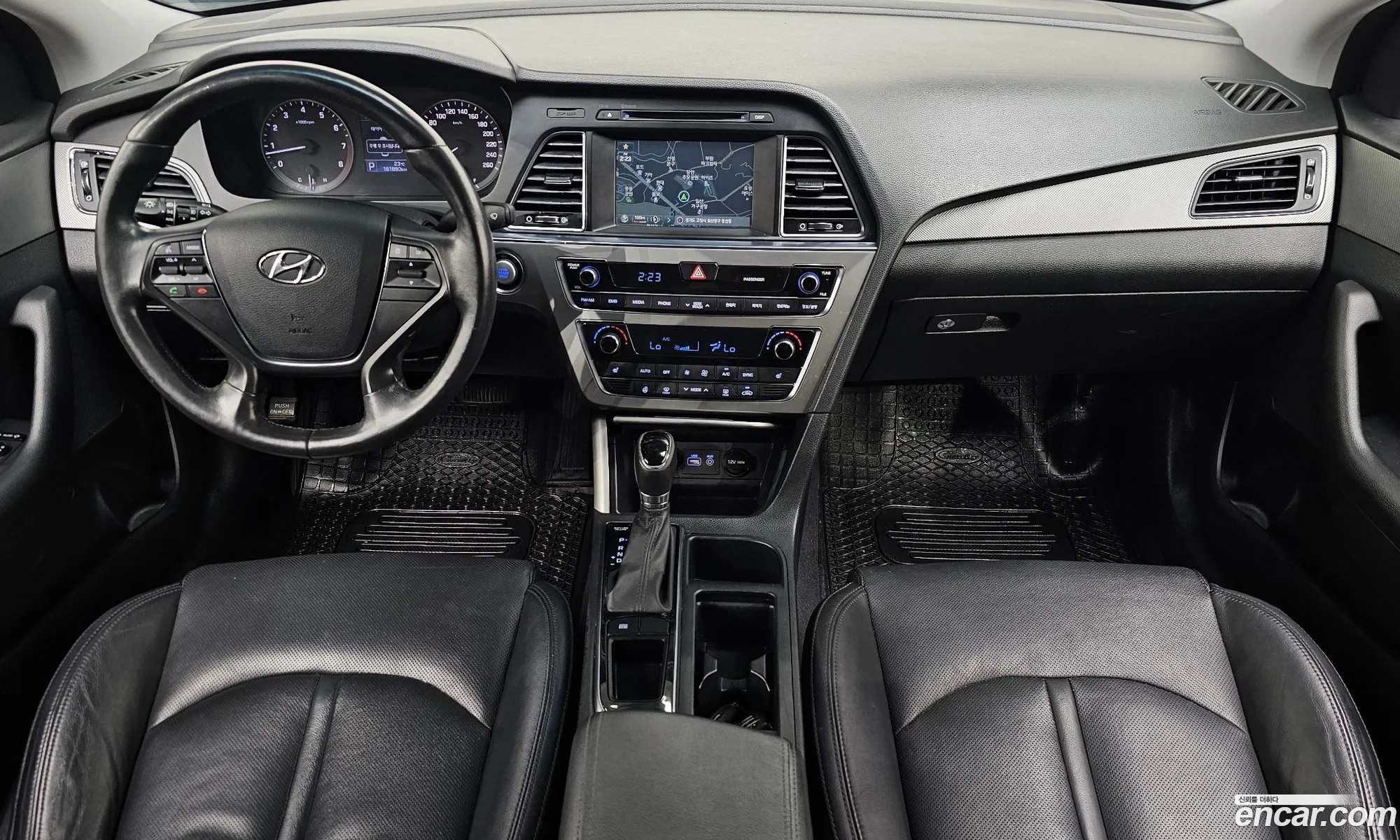 Hyundai LF Sonata 2014 KMHE341DBFA011166 — 12
