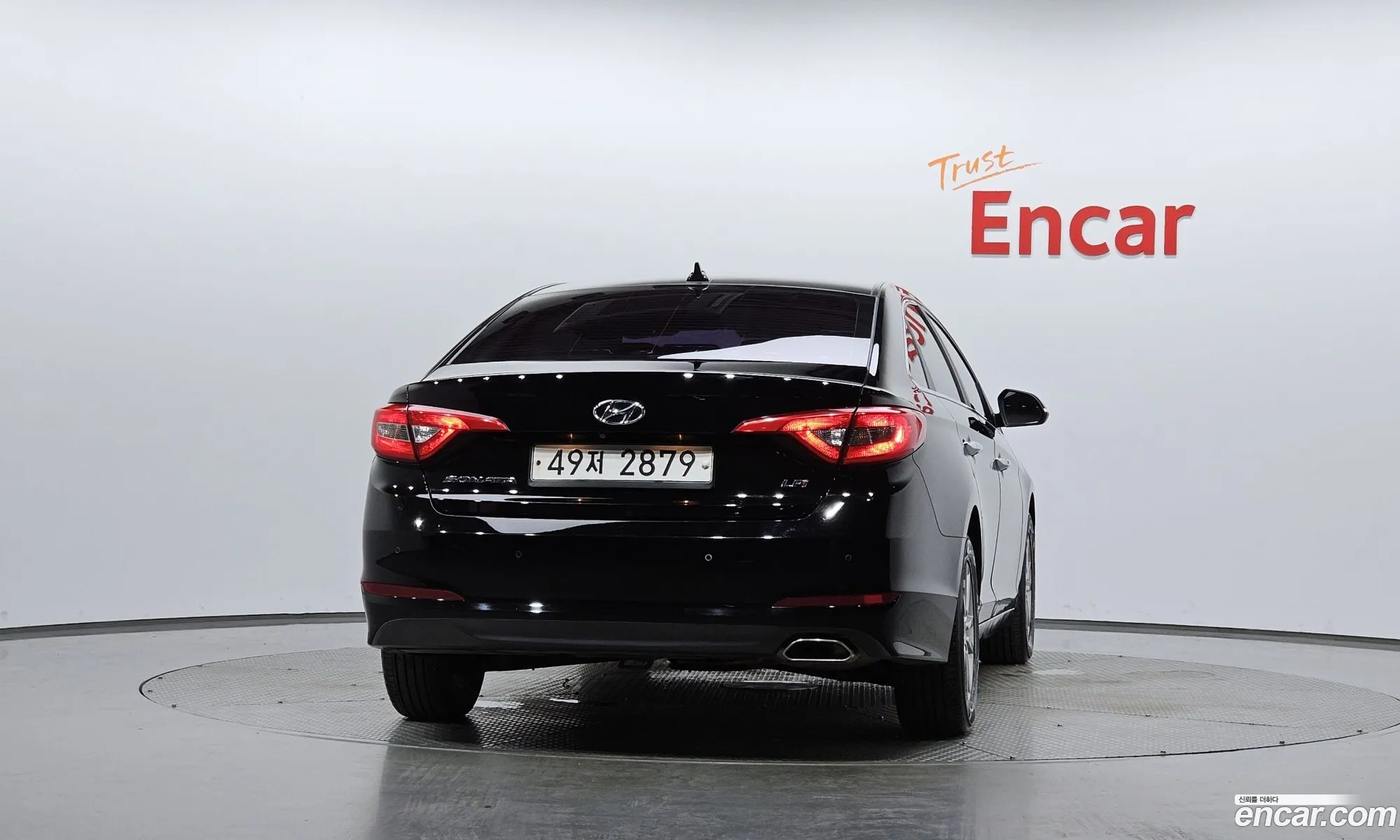 Hyundai LF Sonata 2014 KMHE341DBFA011166 — 3