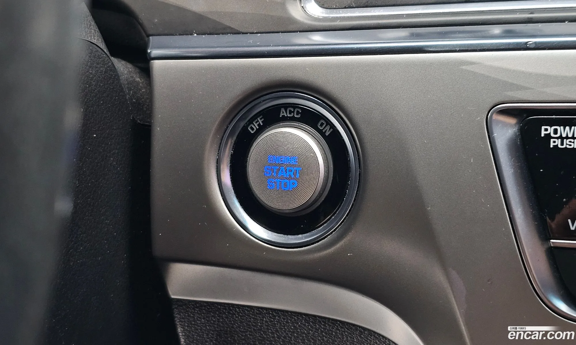 Hyundai LF Sonata 2014 KMHE341DBFA011166 — 17