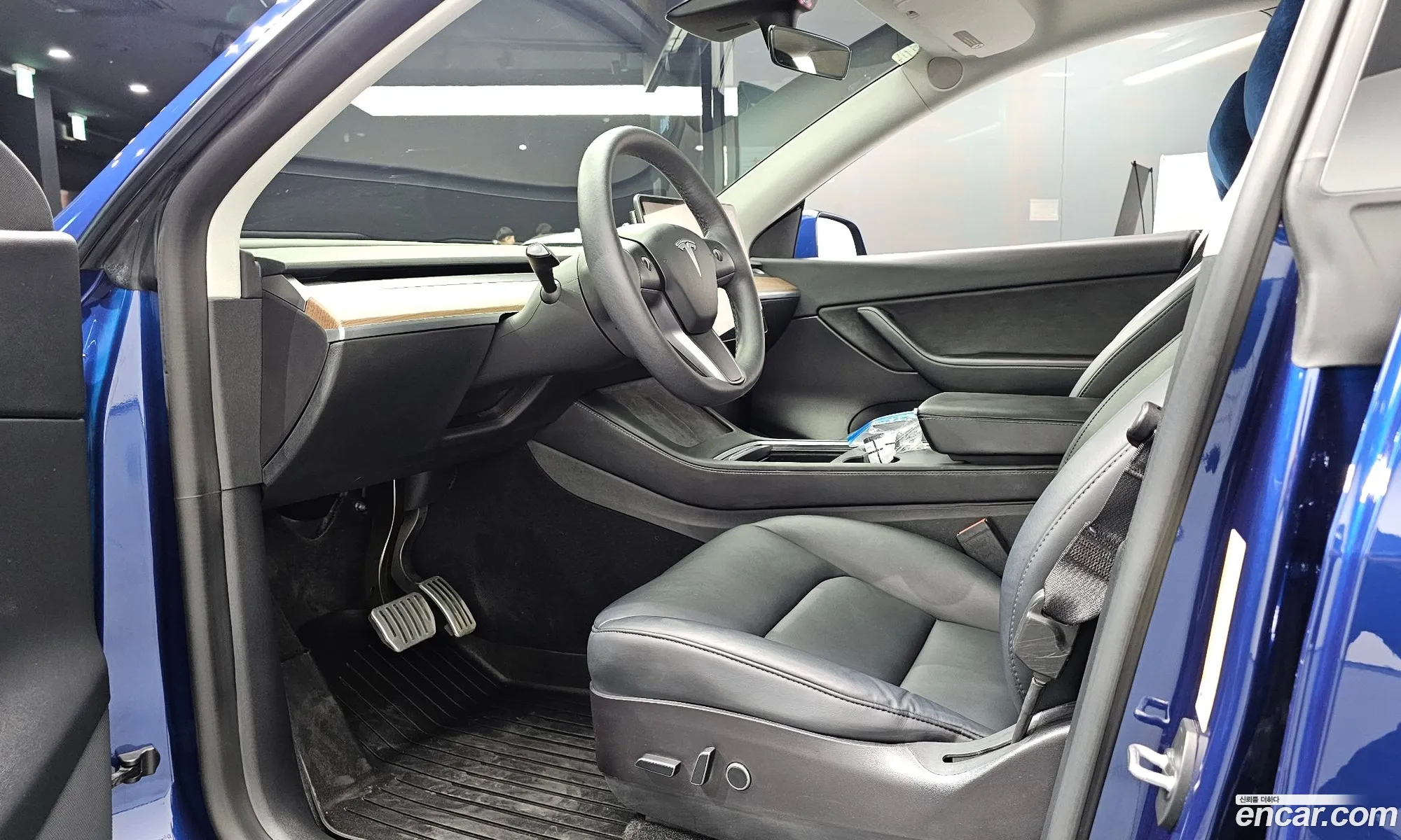 Tesla Model Y 2022 — 8