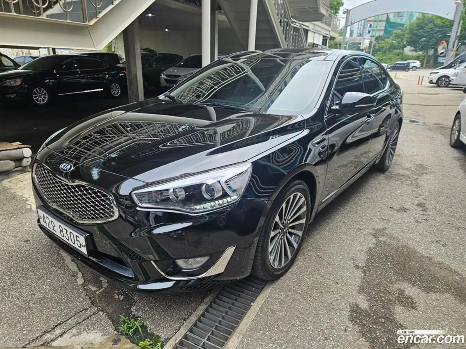 Kia K7 2014 — 17
