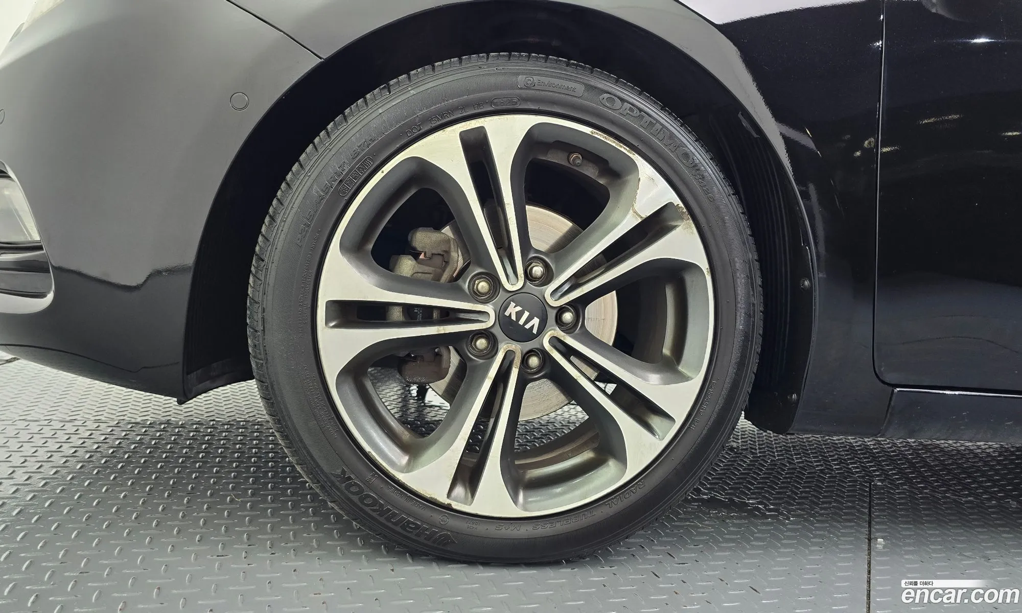 Kia K3 2013 KNAFZ412BDA061294 — 30