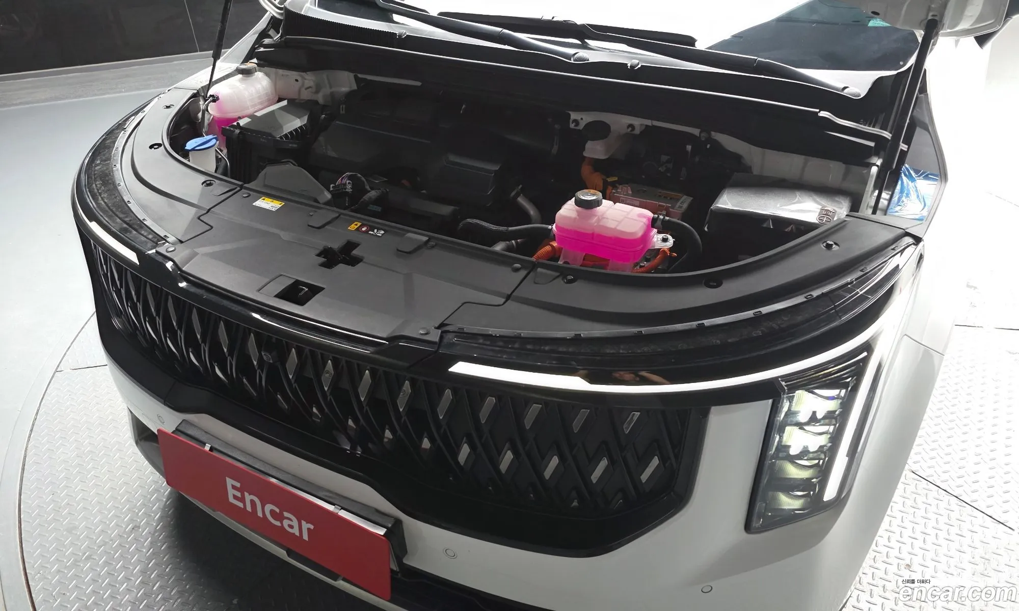 Kia Carnival 2024 KNANC81ABSS018945 — 17