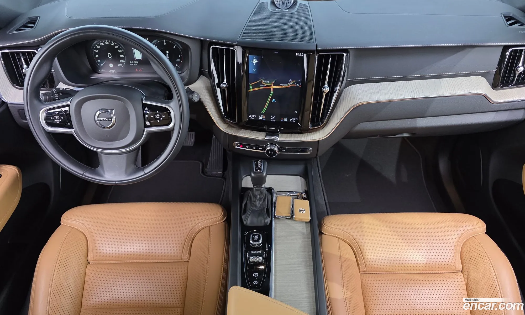 Volvo XC60 2018 — 12