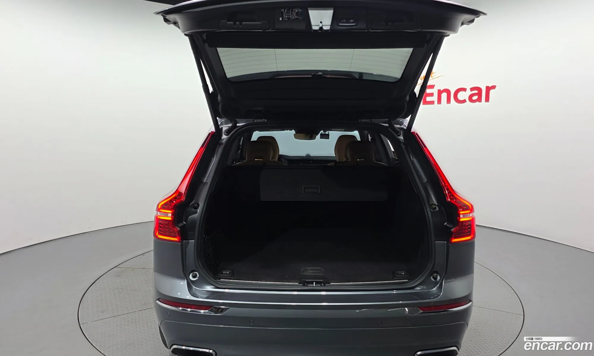 Volvo XC60 2018 — 17