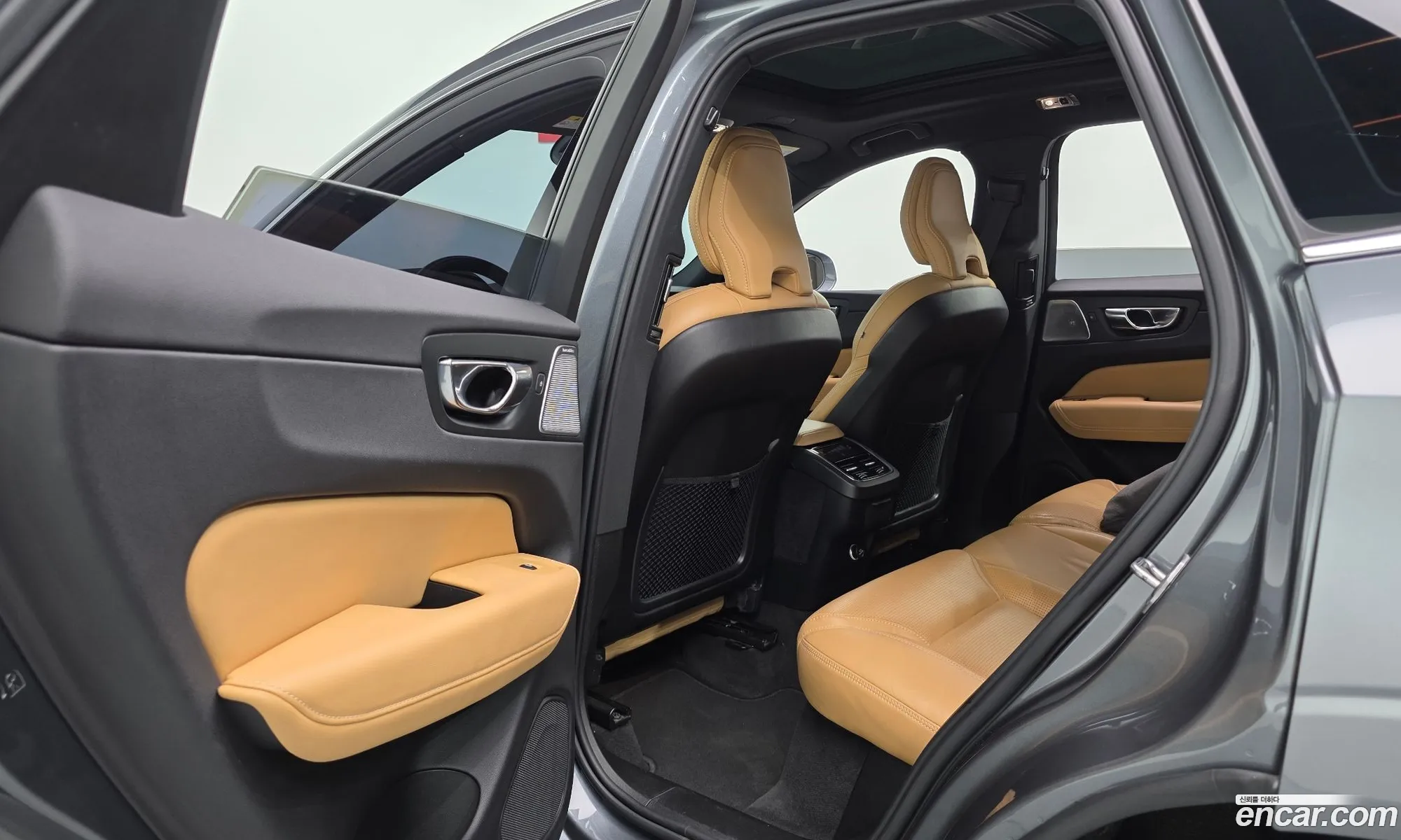Volvo XC60 2018 — 6