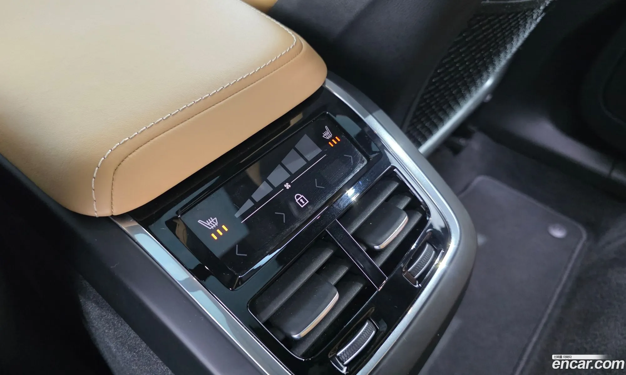 Volvo XC60 2018 — 7