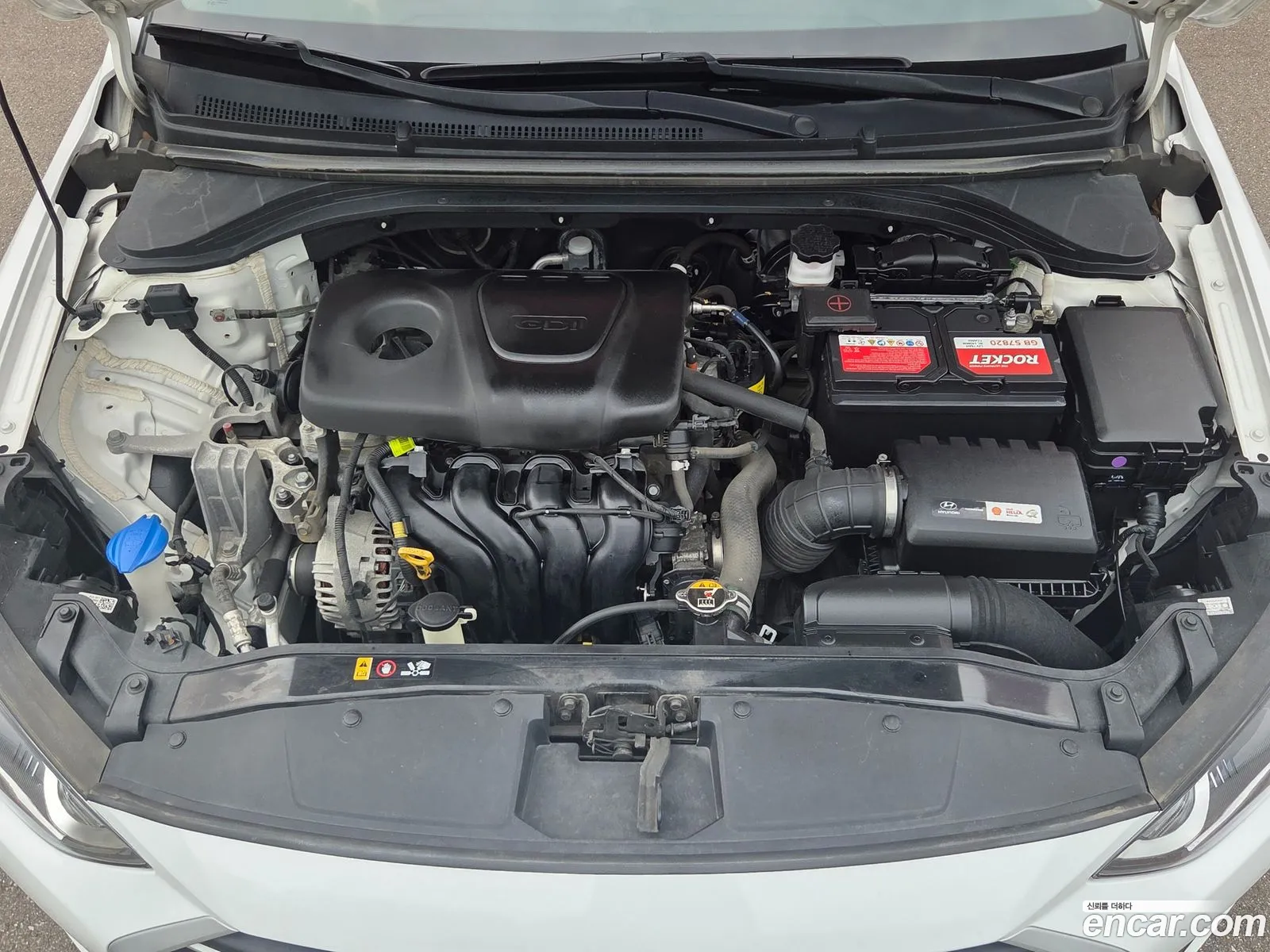 Hyundai Elantra AD 2018 — 13