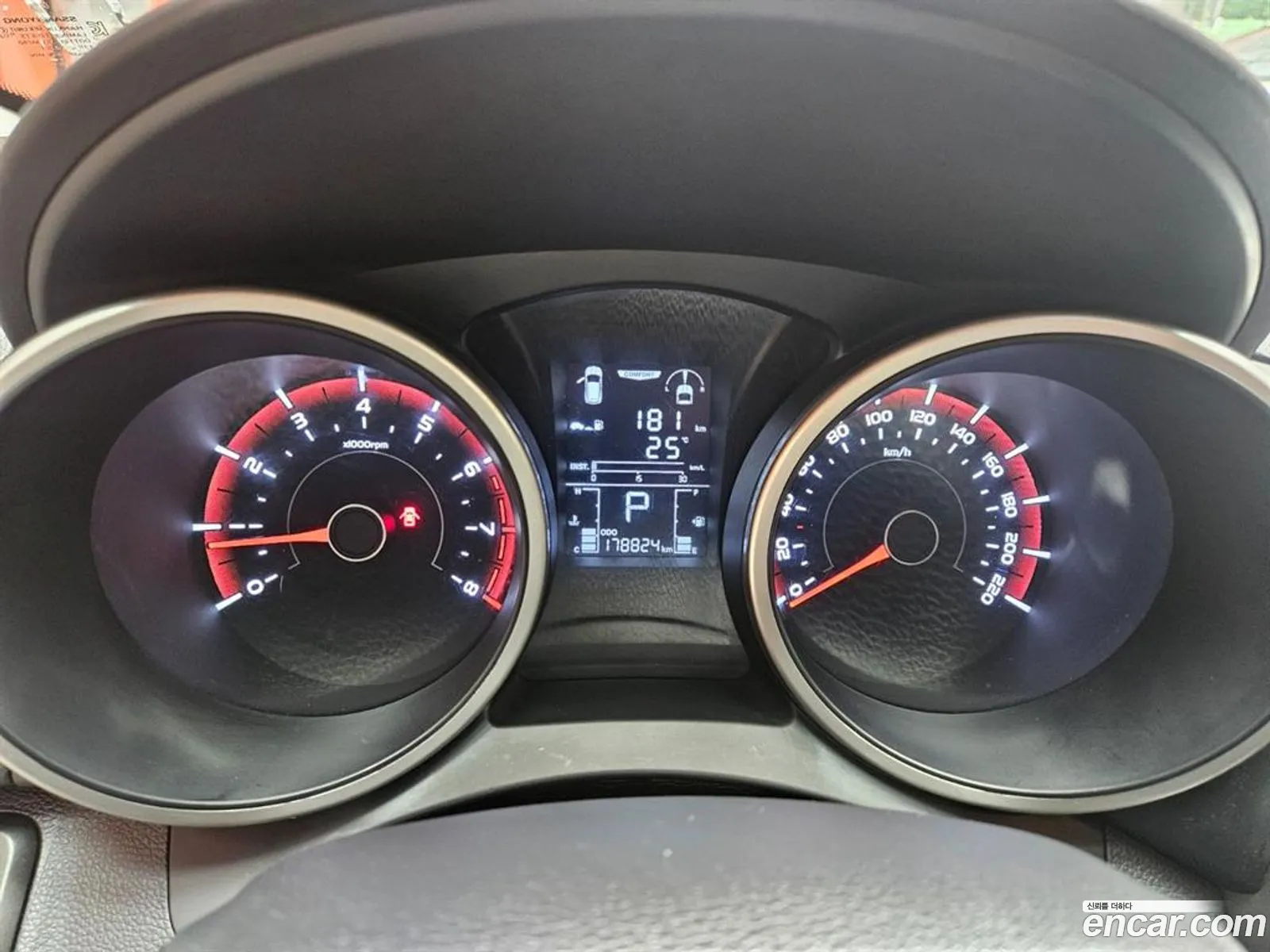 KG Mobility (SsangYong) Tivoli 2015 — 17