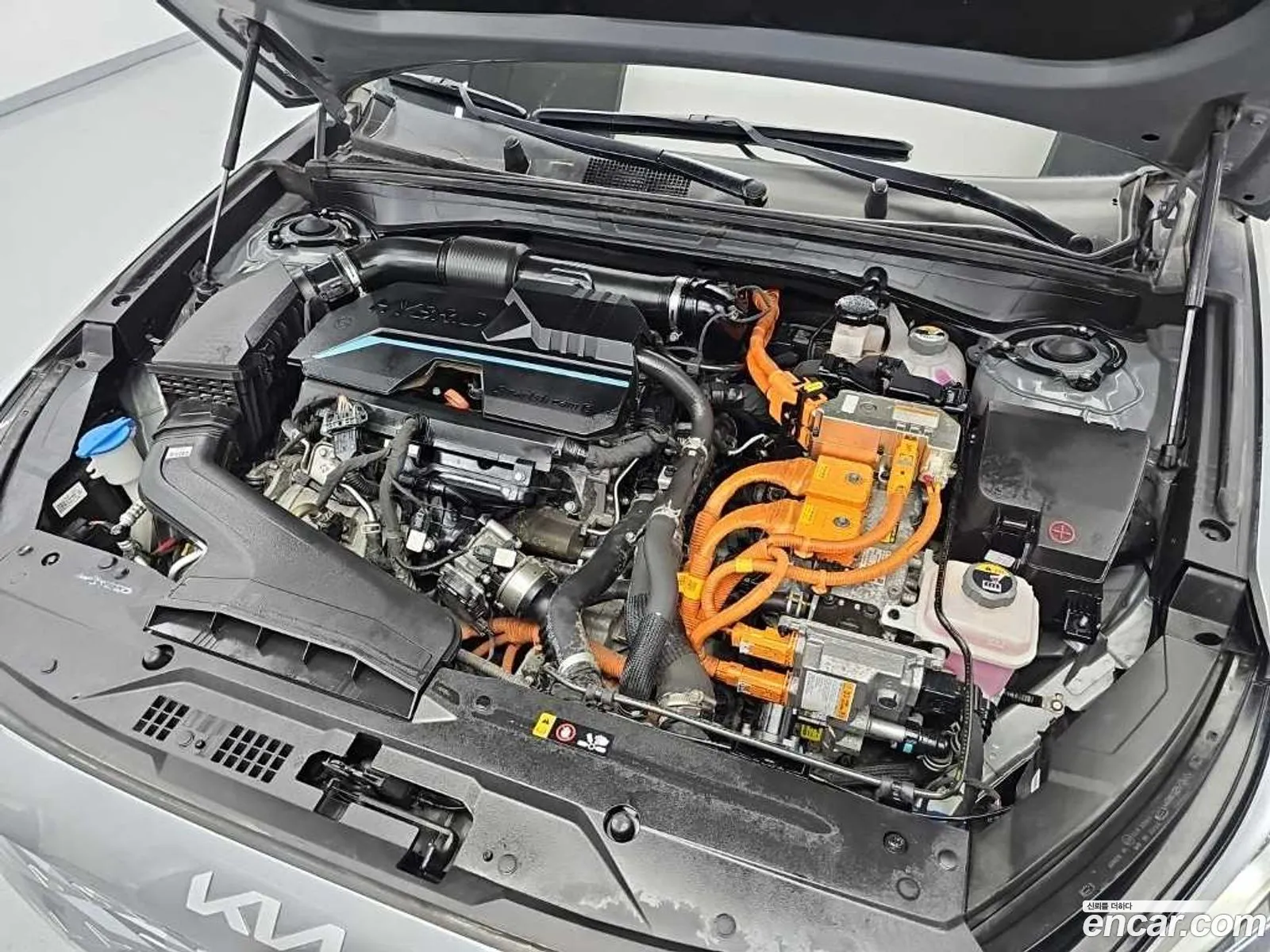 Kia K8 Hybrid 2021 — 12