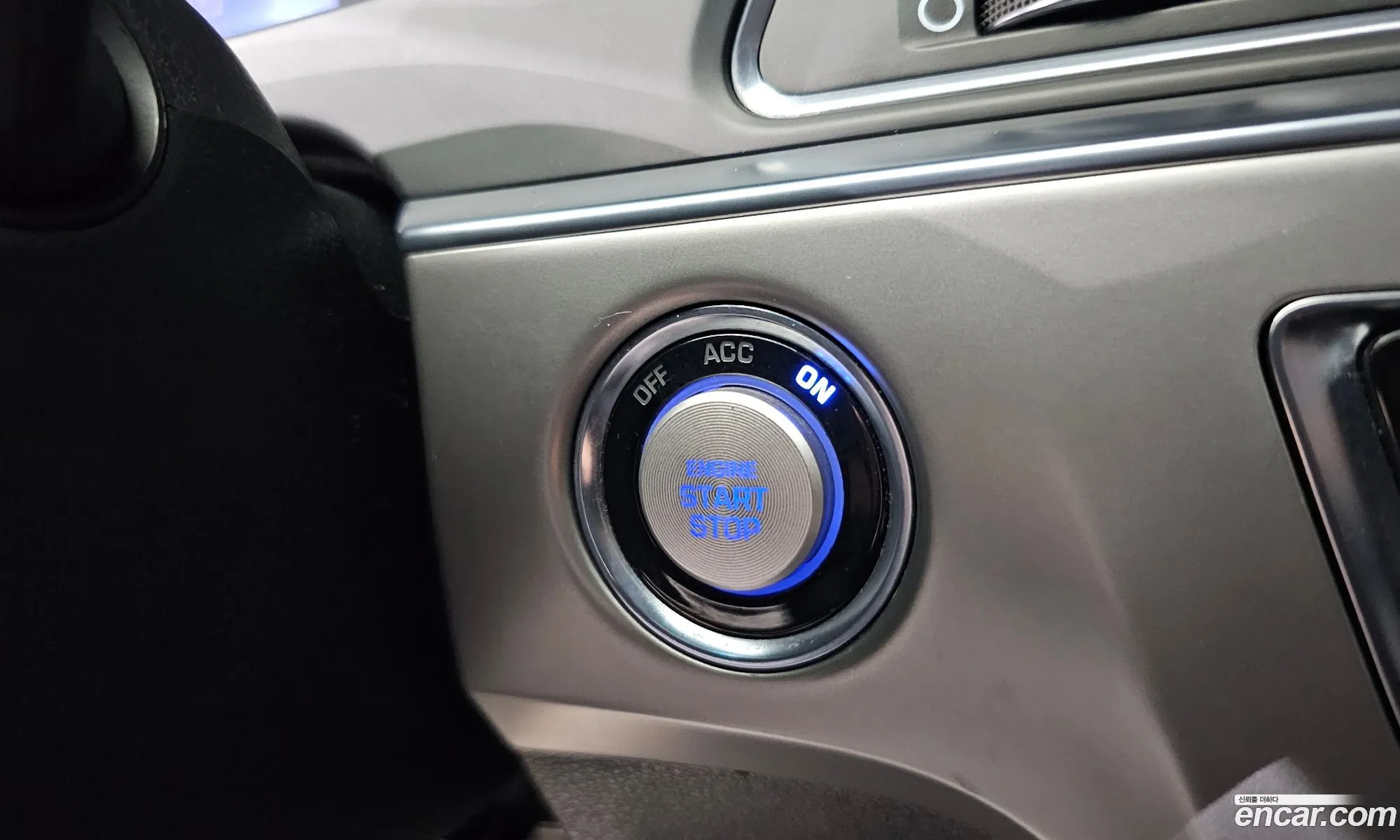 Hyundai LF Sonata 2014 — 17