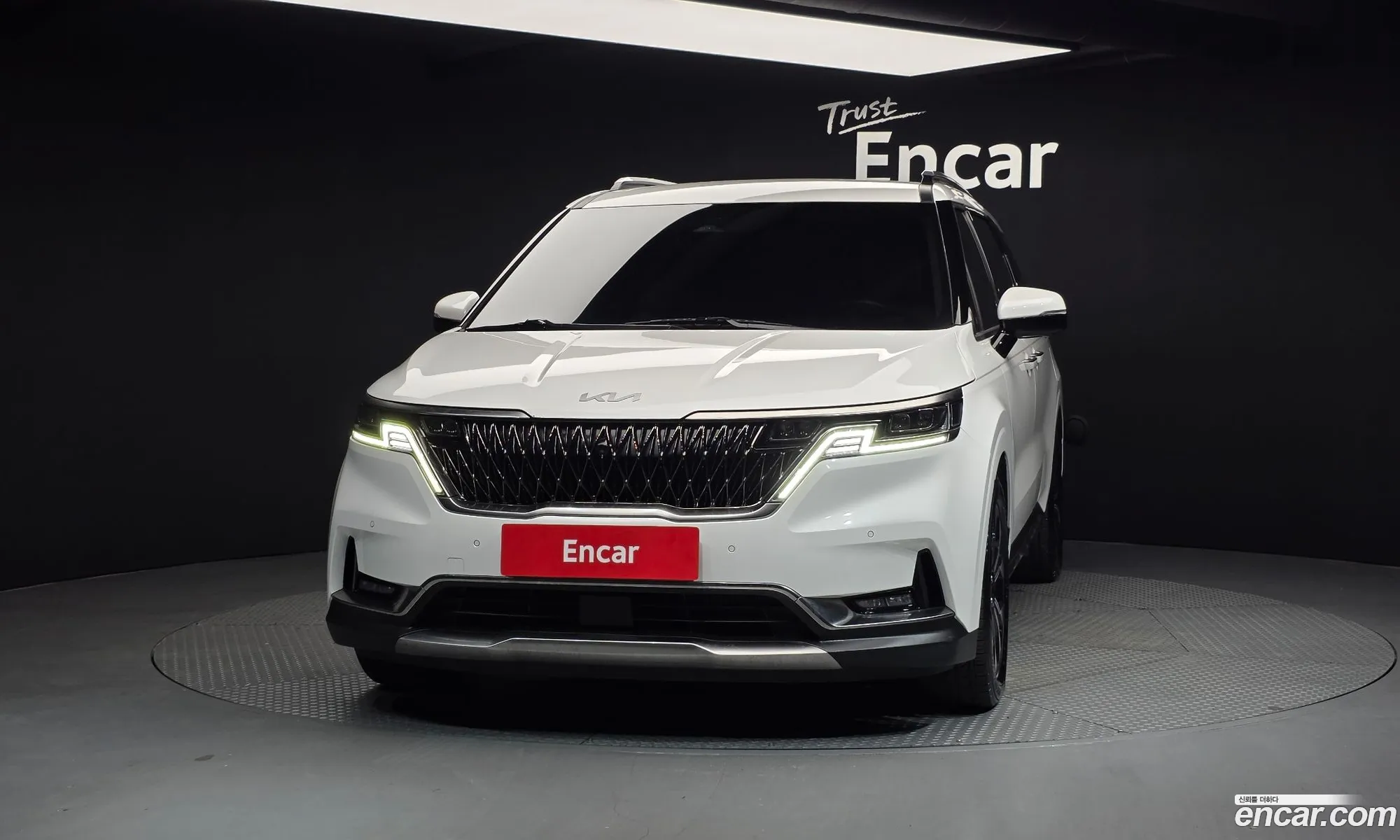 Kia Carnival 2021 — 2