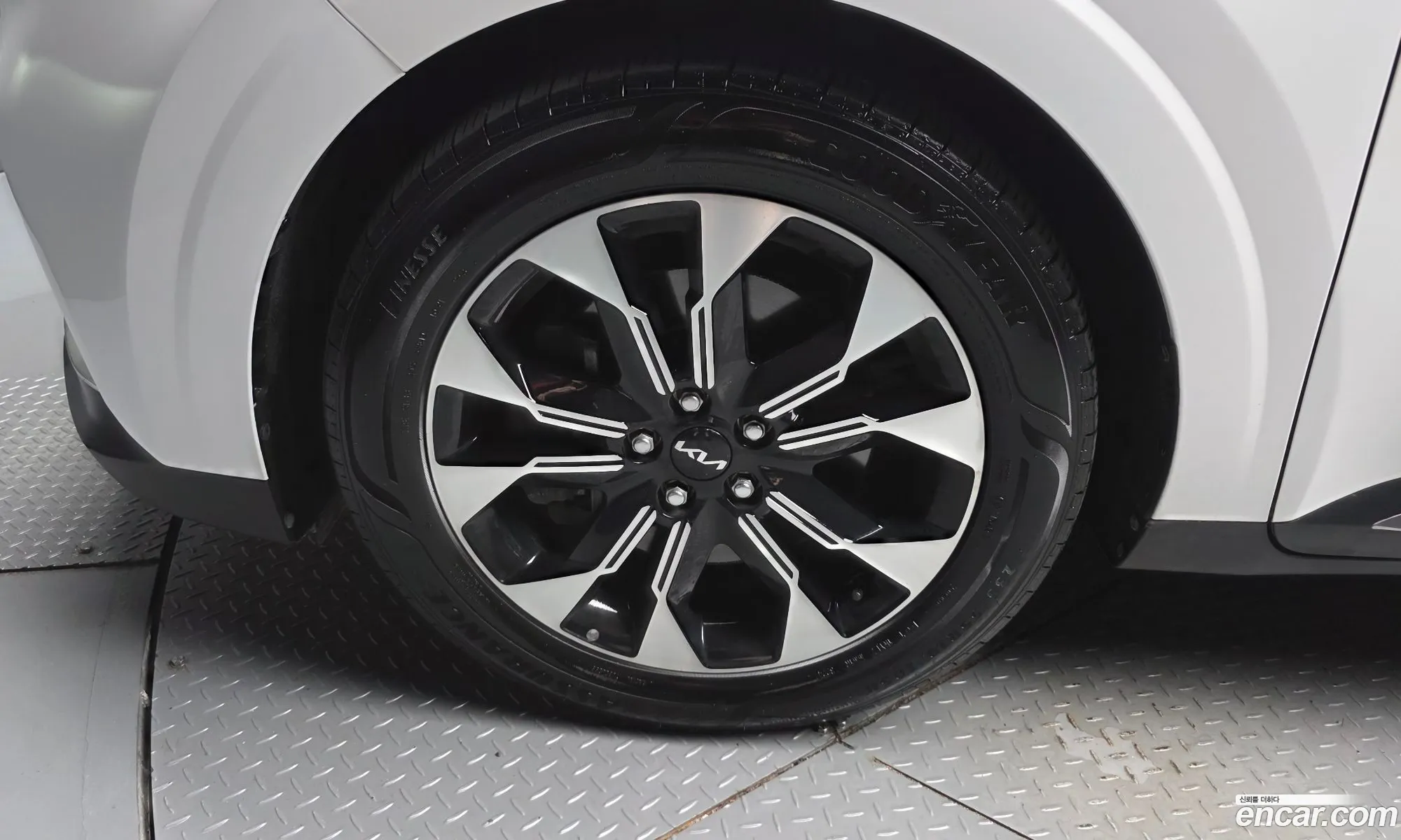 Kia Carnival 2021 — 11