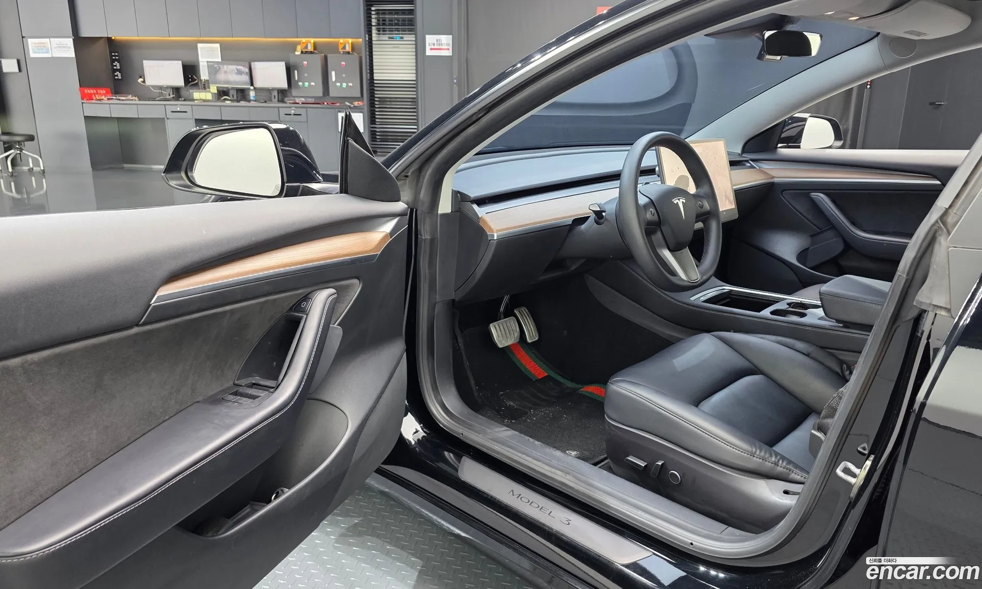 Tesla Model 3 2022 — 8