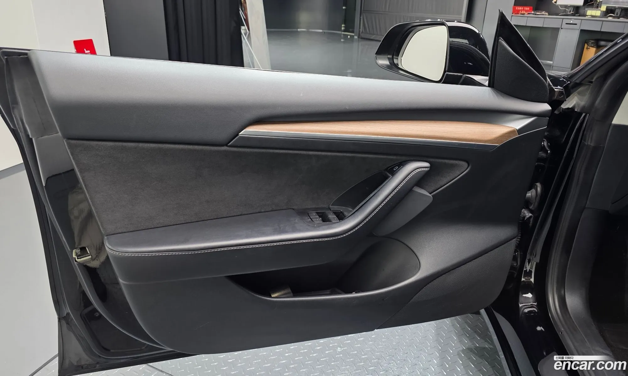Tesla Model 3 2022 — 9