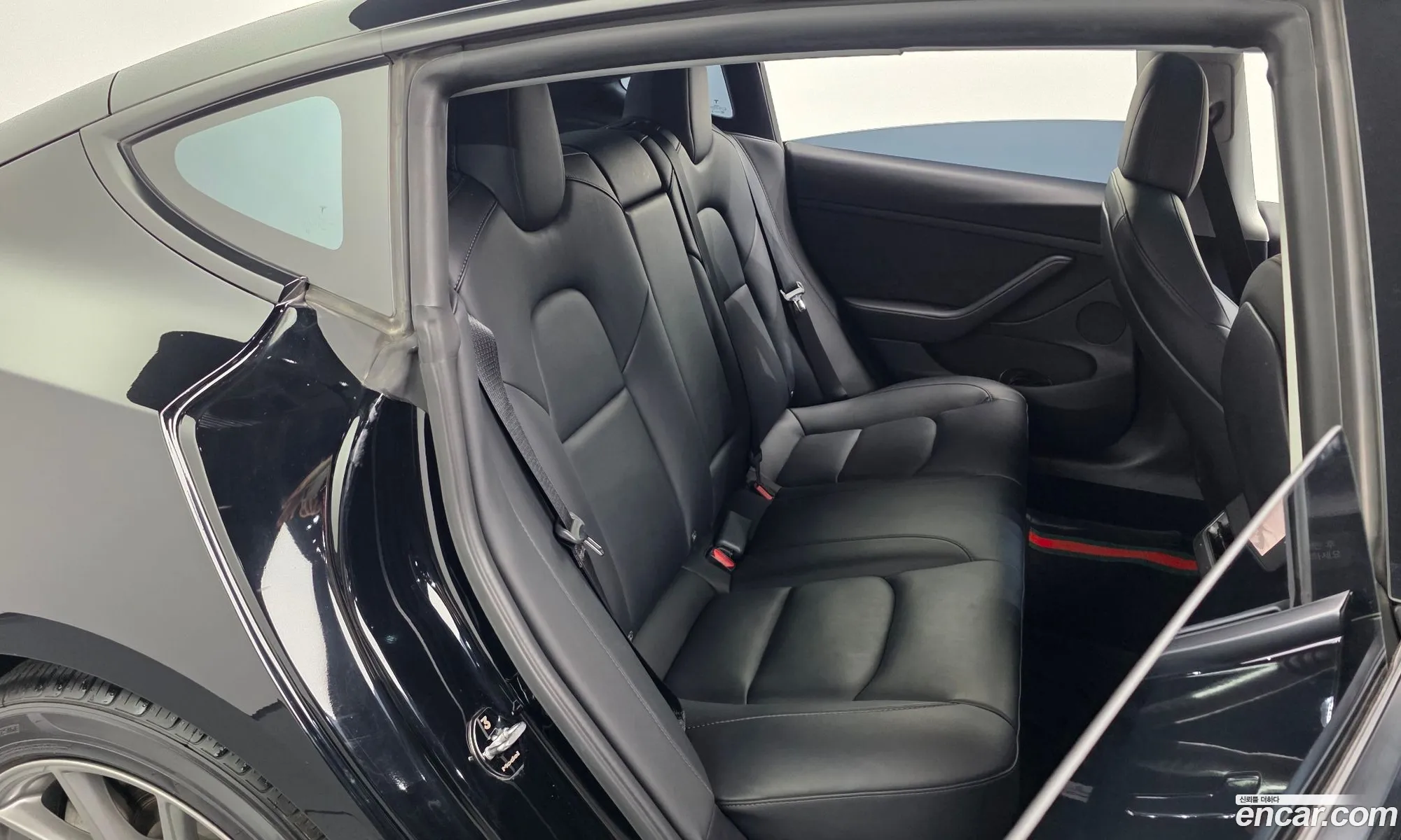 Tesla Model 3 2022 — 3