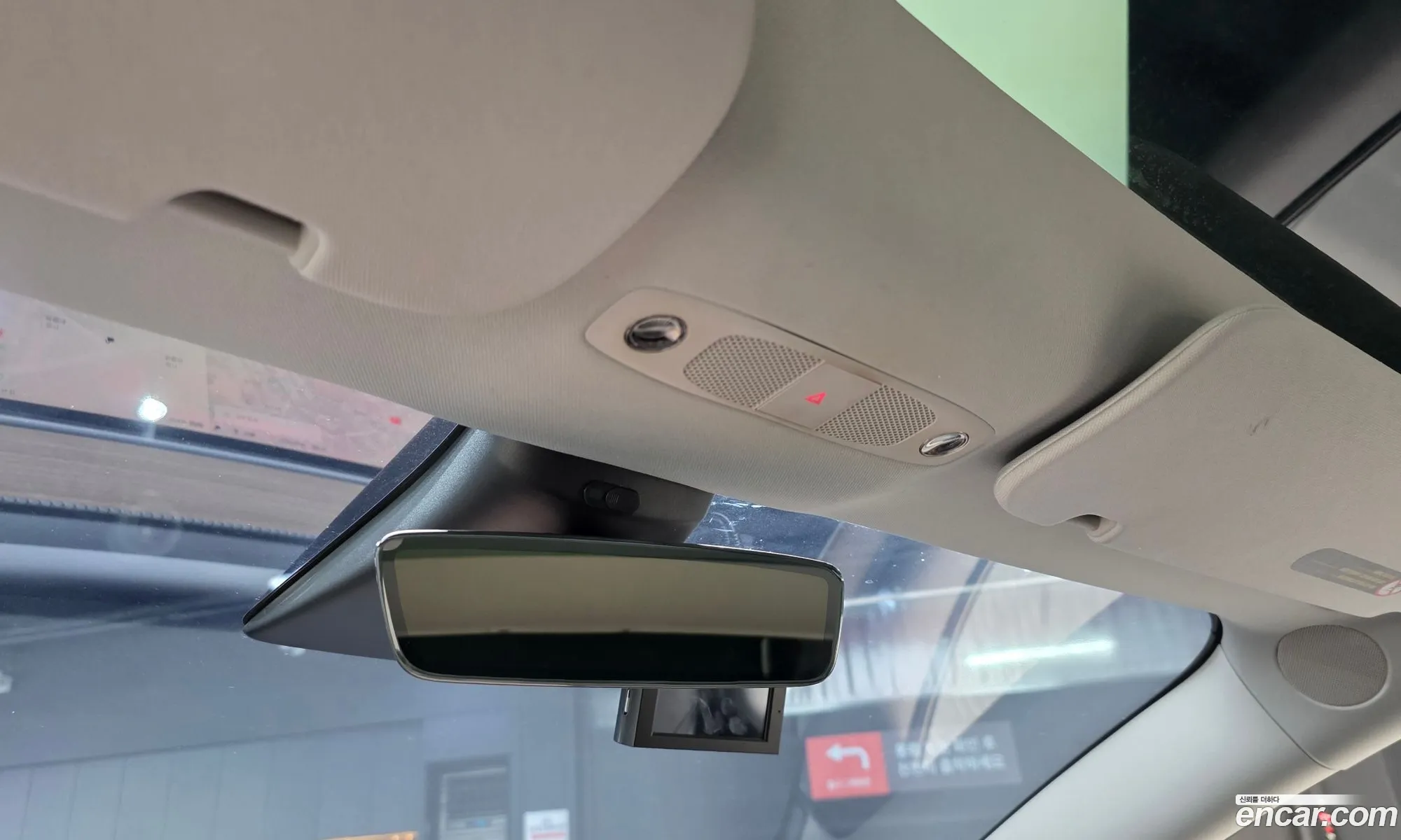 Tesla Model 3 2022 — 18