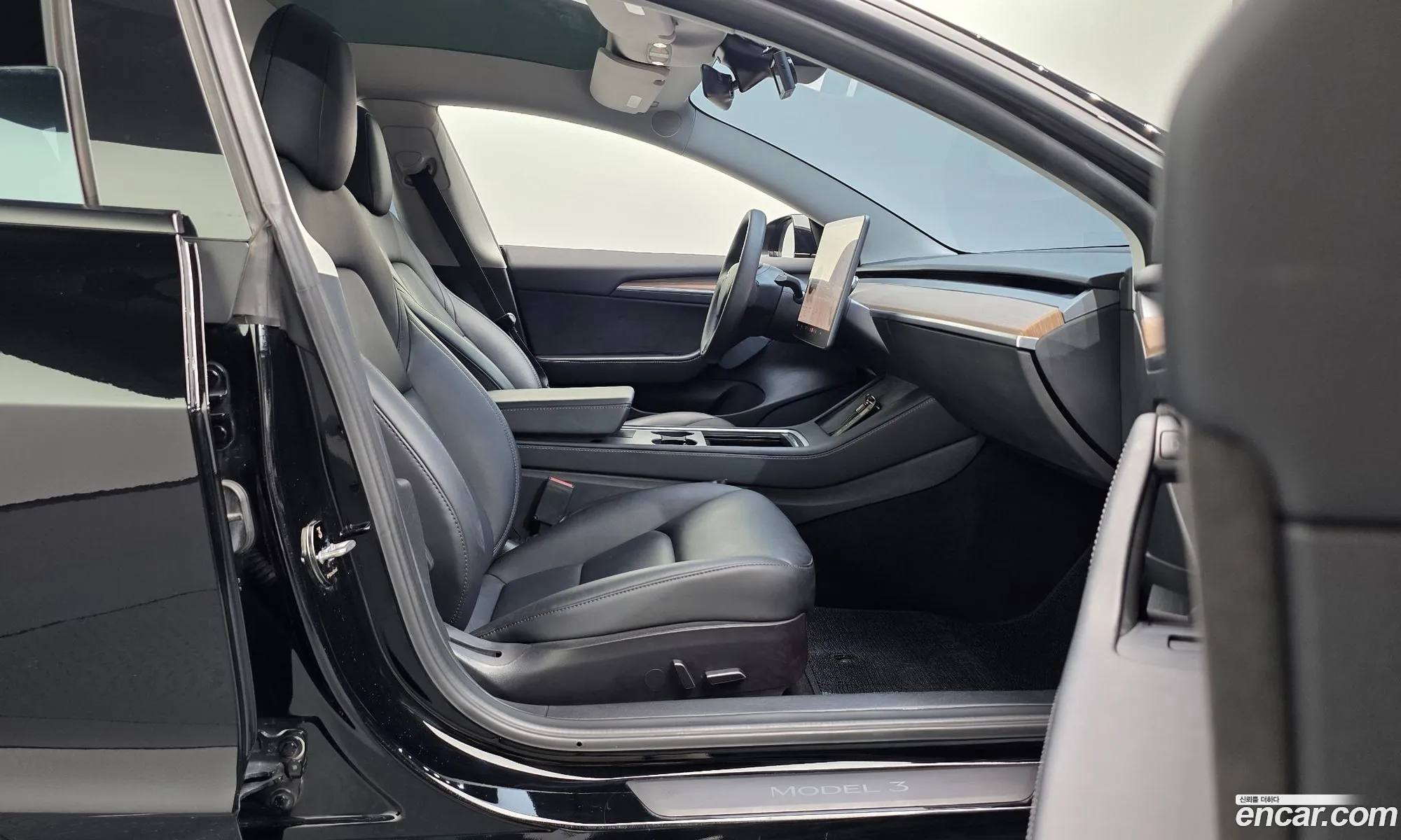 Tesla Model 3 2022 — 21