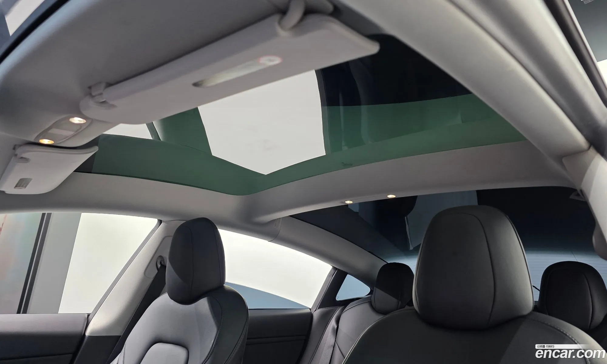 Tesla Model 3 2022 — 7