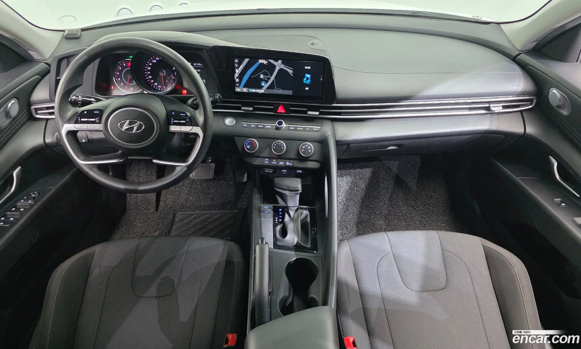 Hyundai Elantra 2021 — 14