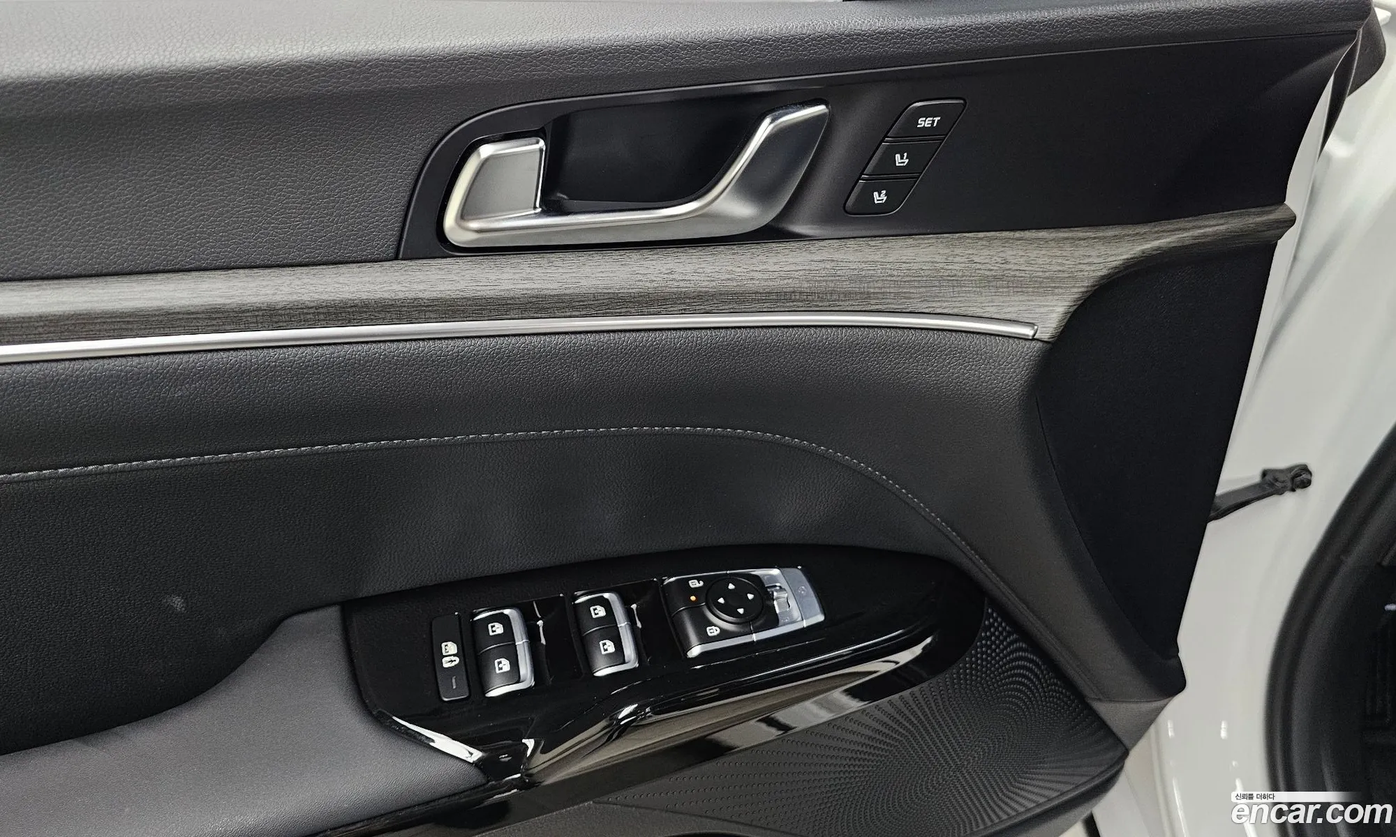 Kia K5 Hybrid 2025 — 5