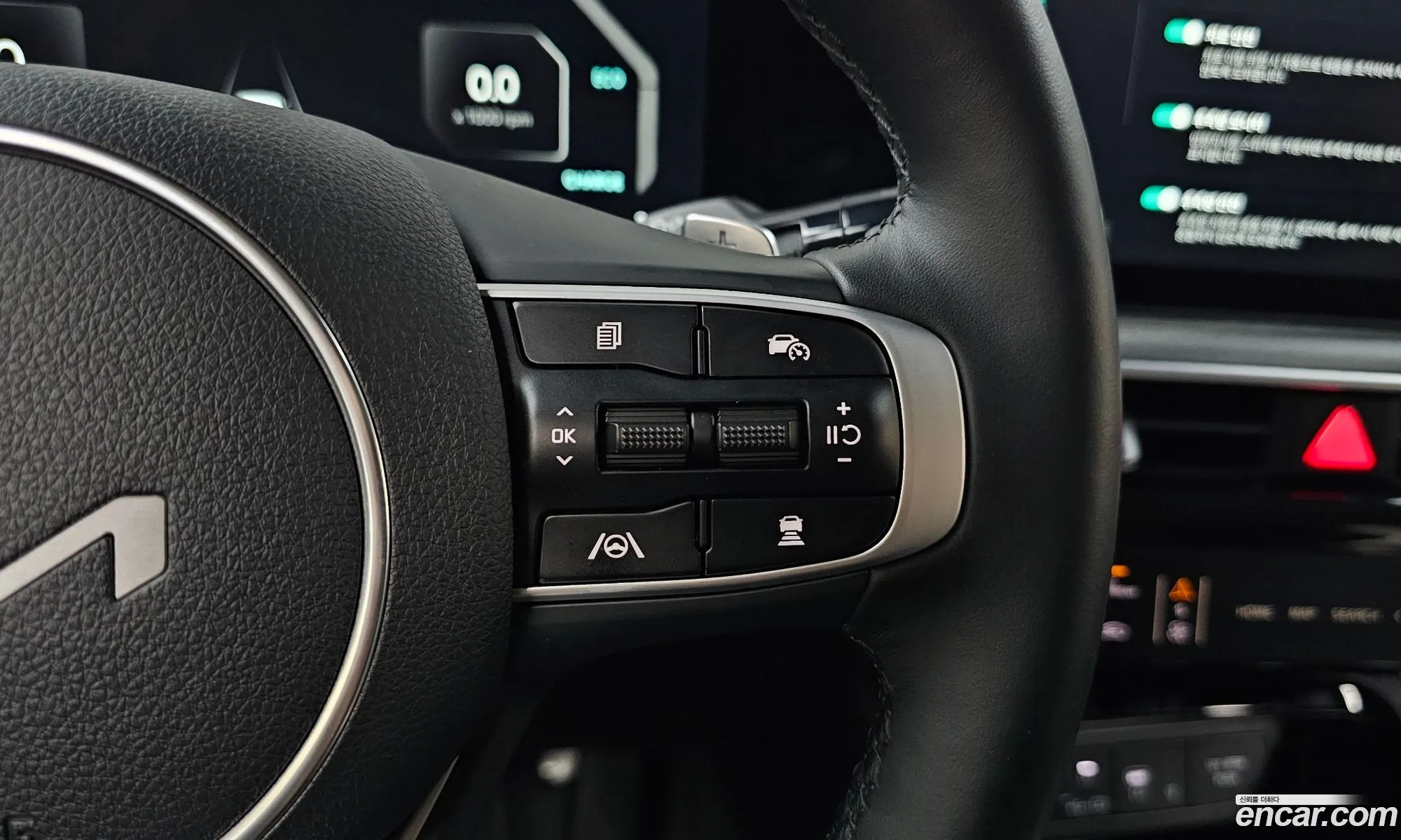 Kia K5 Hybrid 2025 — 30