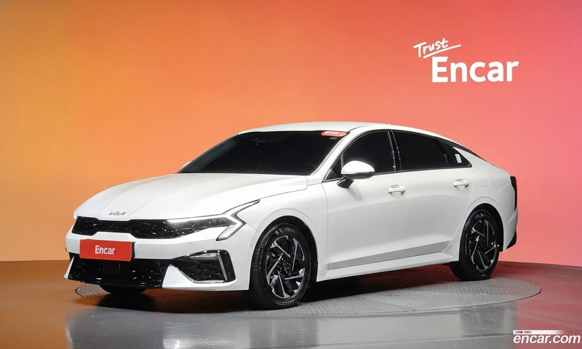 Kia K5 Hybrid 2025 — 11