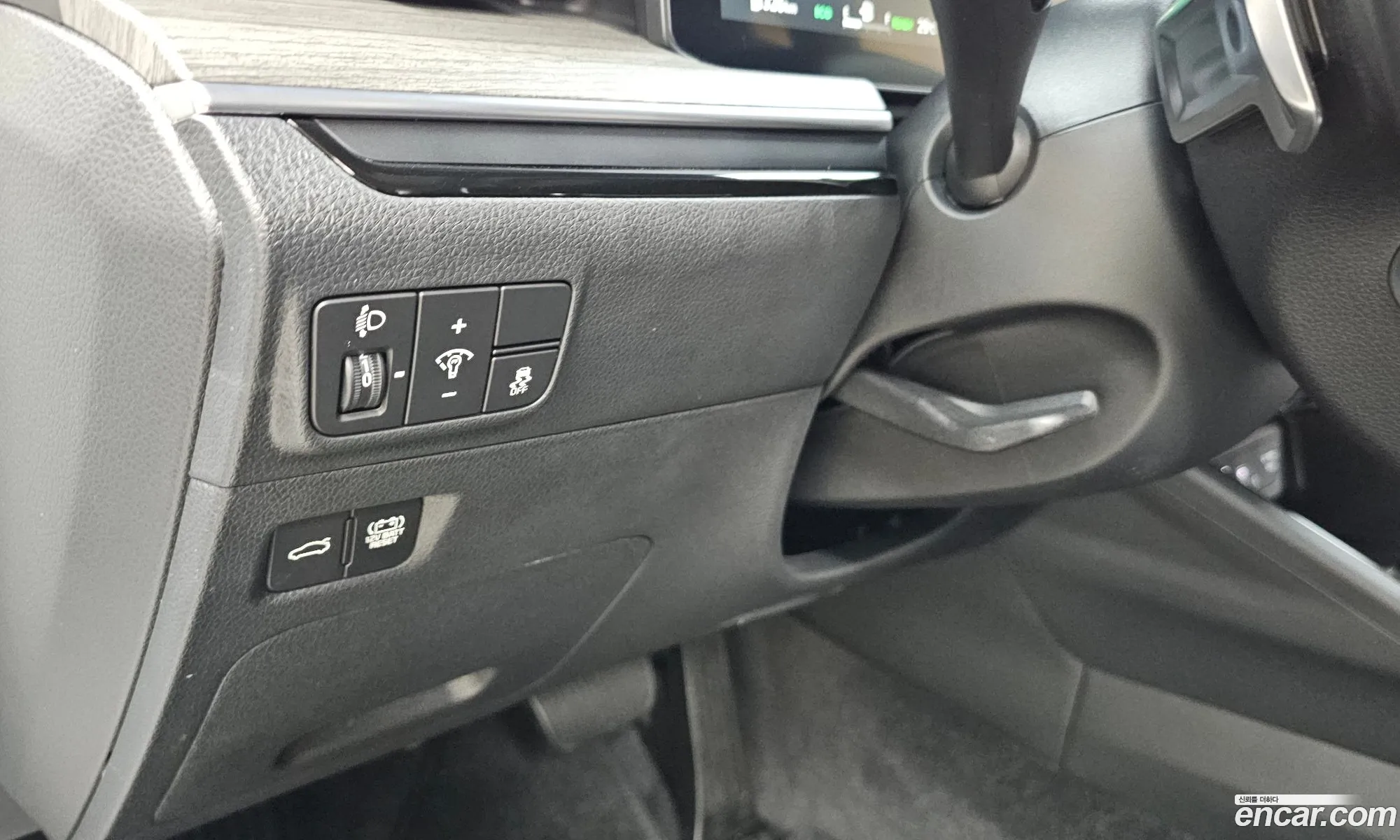 Kia K5 Hybrid 2025 — 14