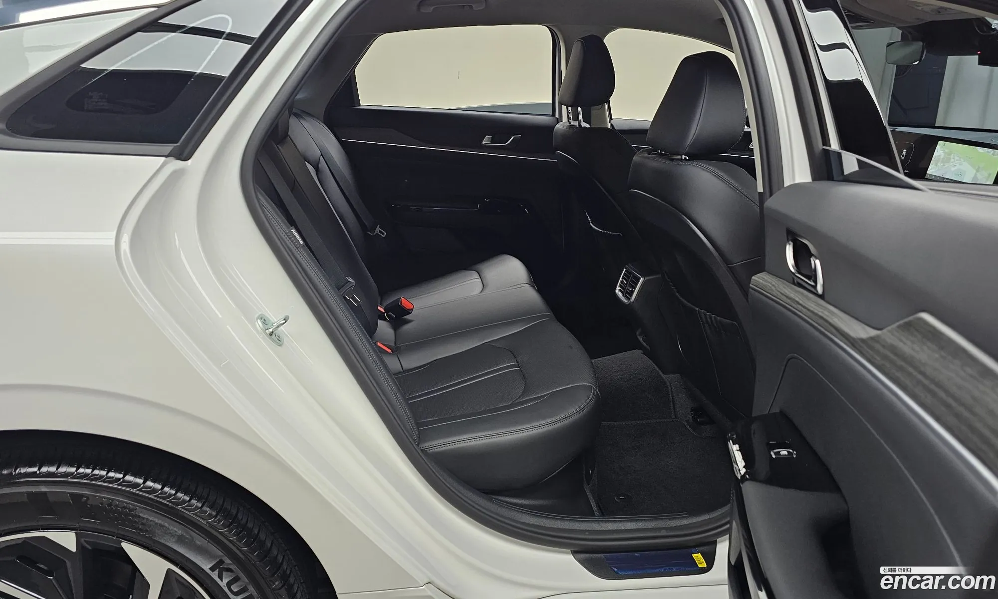 Kia K5 Hybrid 2025 — 25