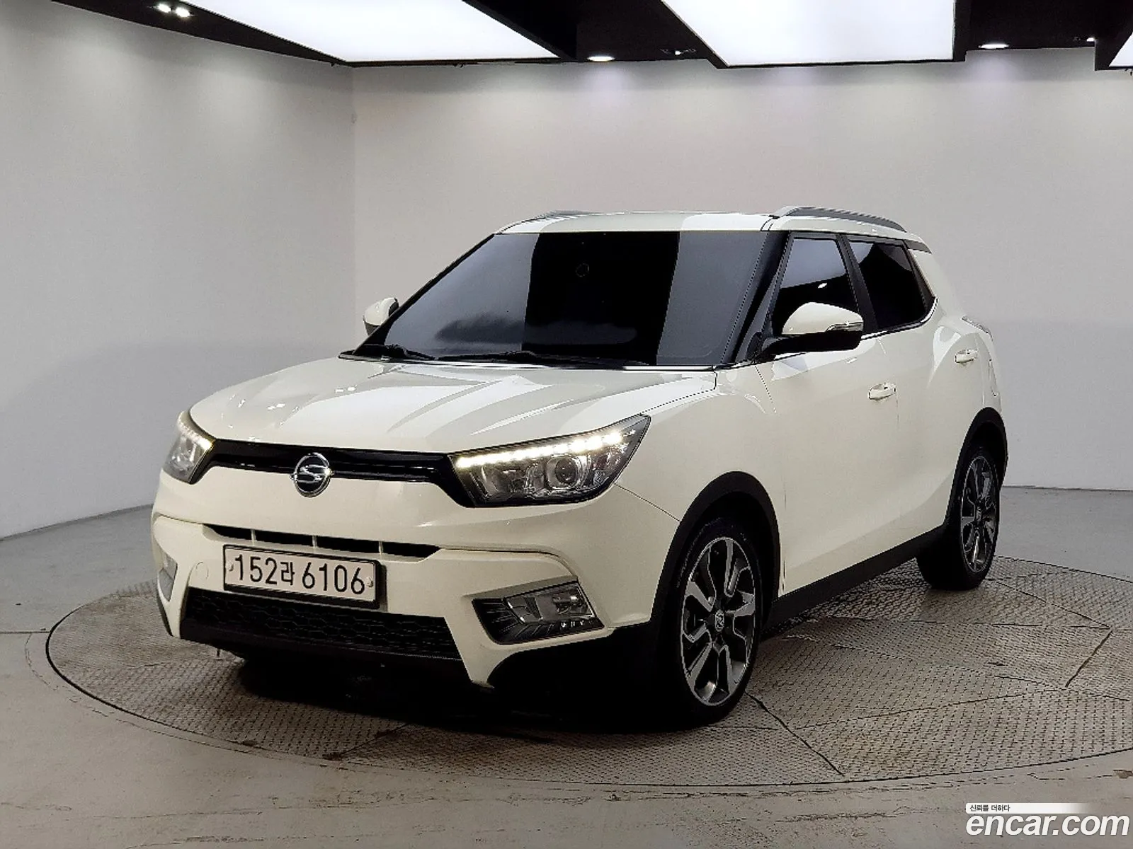 KG Mobility (SsangYong) Tivoli 2016 — 15