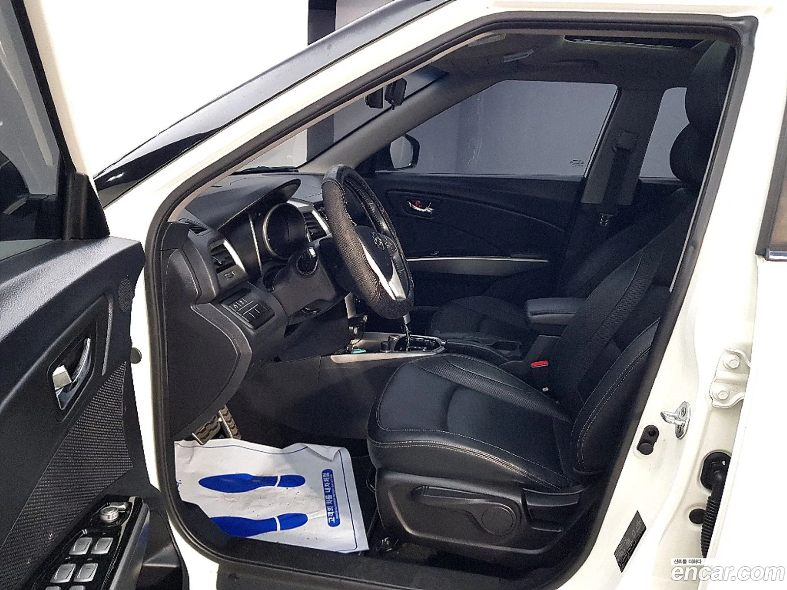 KG Mobility (SsangYong) Tivoli 2016 — 4