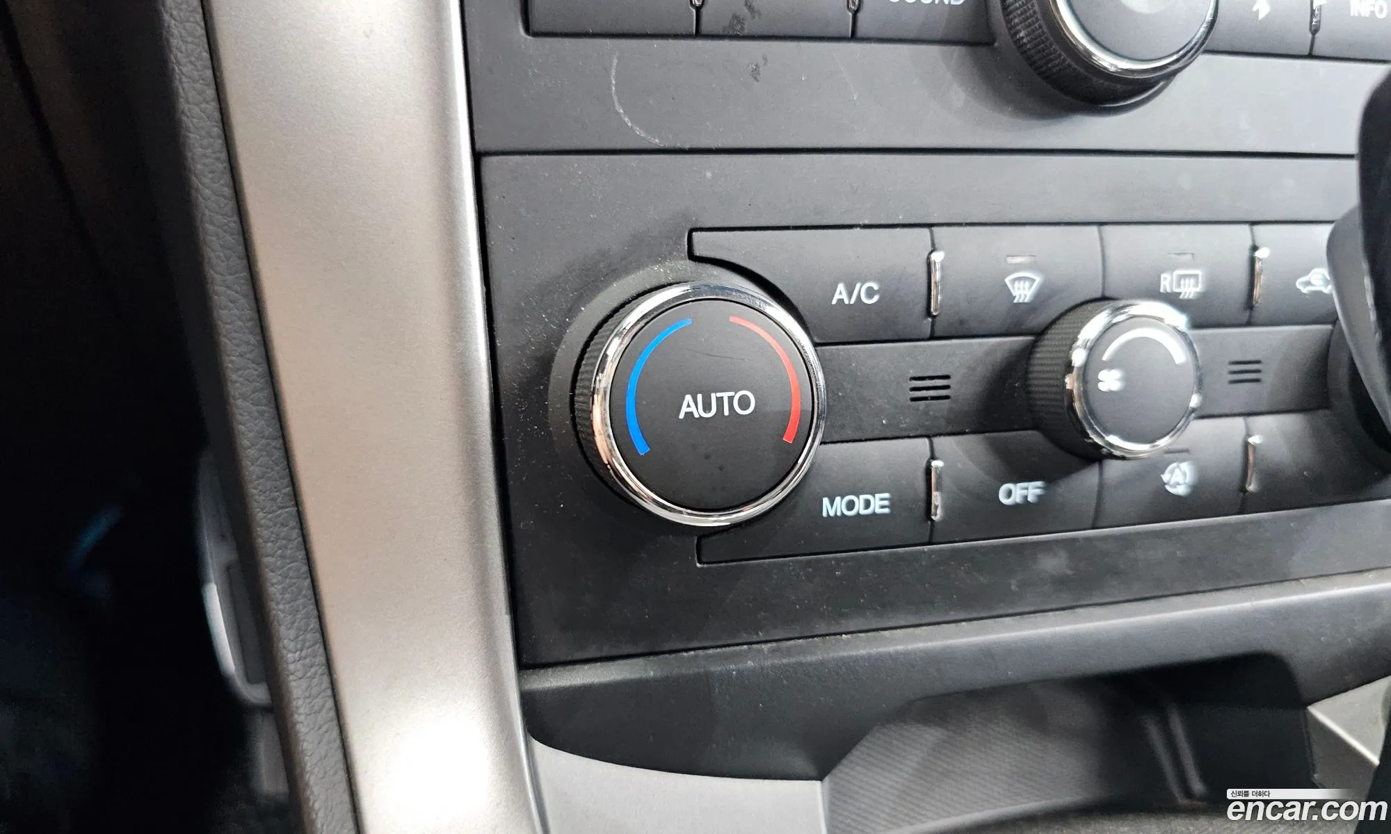Chevrolet (GM Daewoo) Captiva 2014 KLACA26YDEB051996 — 11