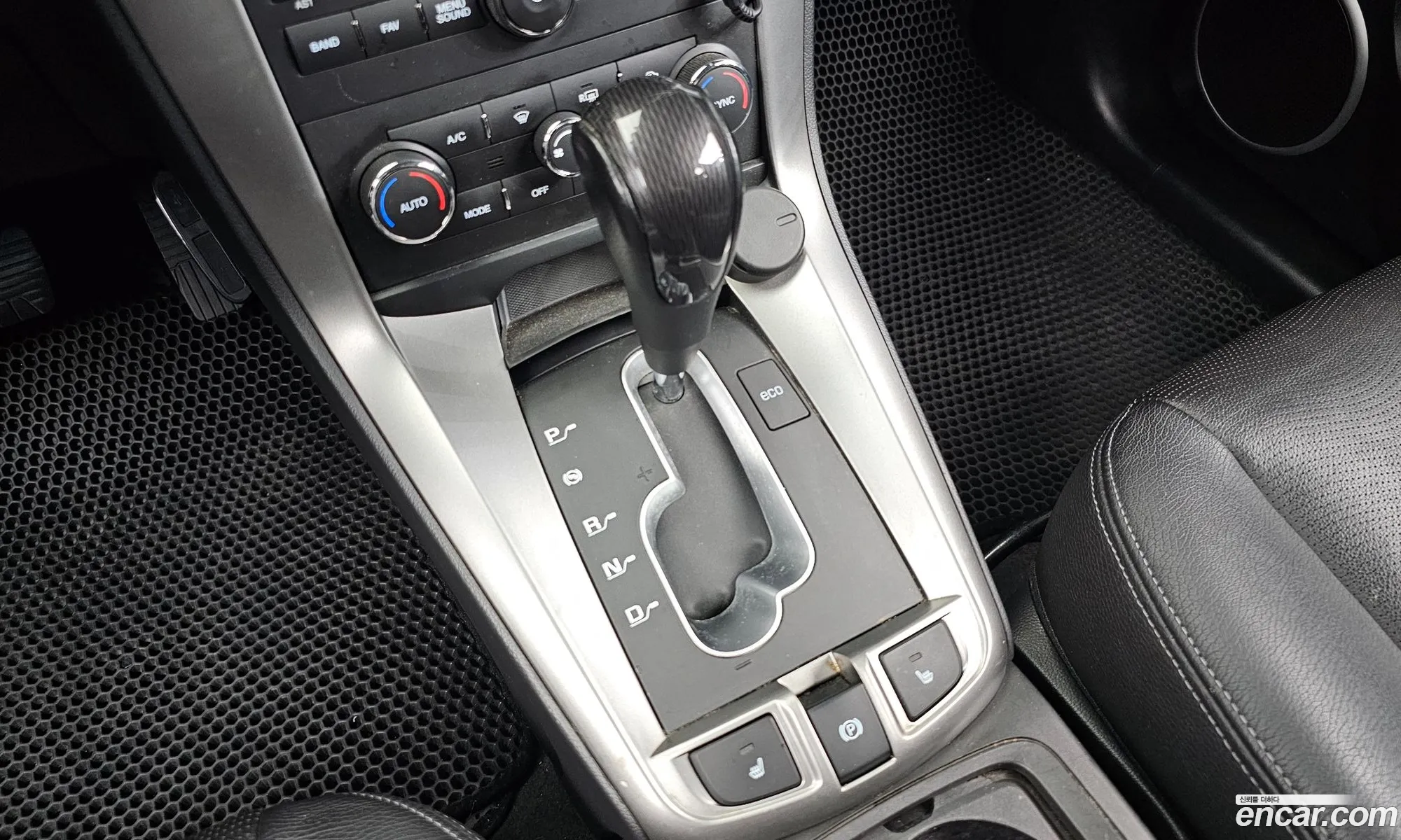 Chevrolet (GM Daewoo) Captiva 2014 KLACA26YDEB051996 — 19