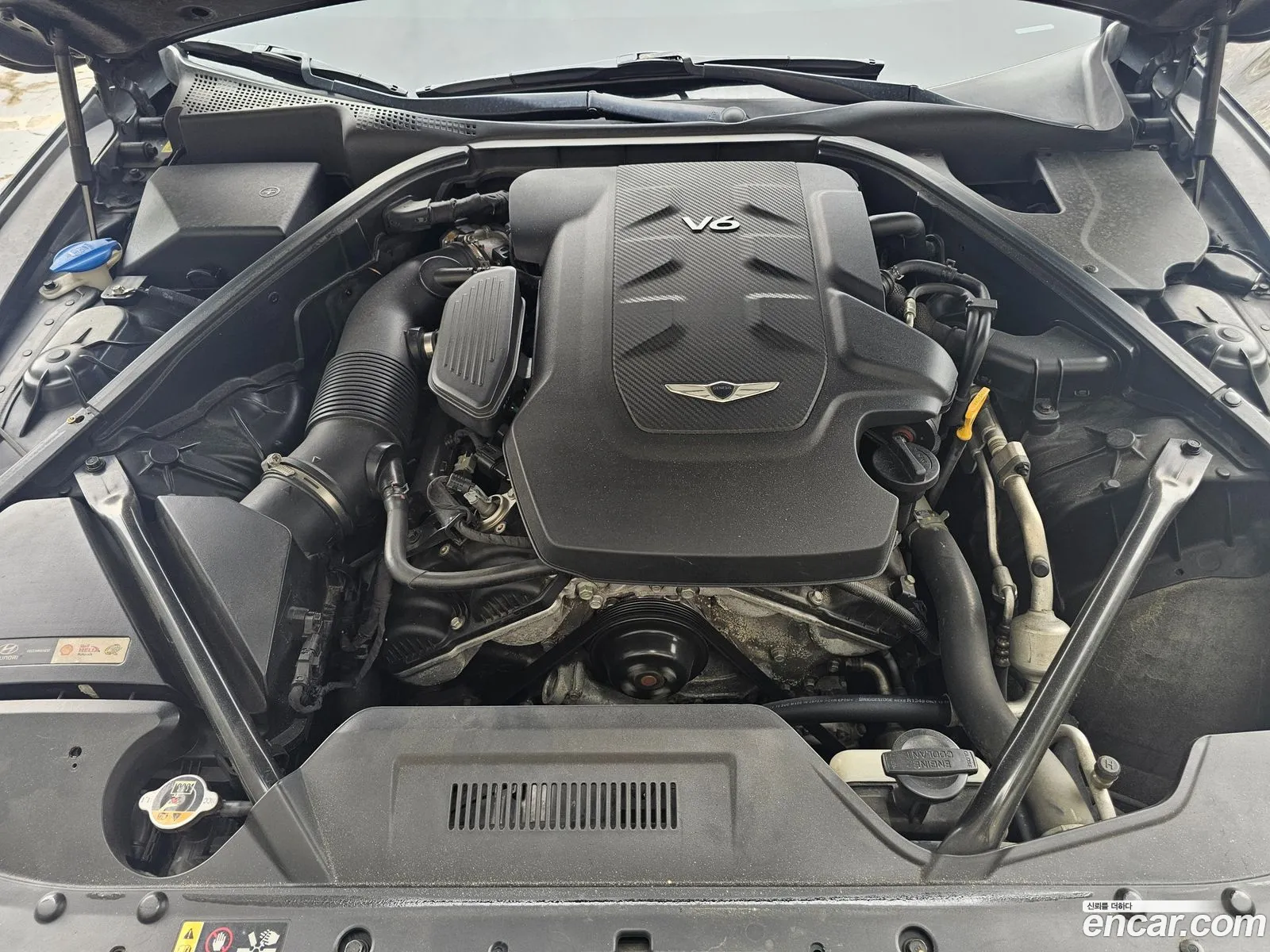 Hyundai Genesis DH