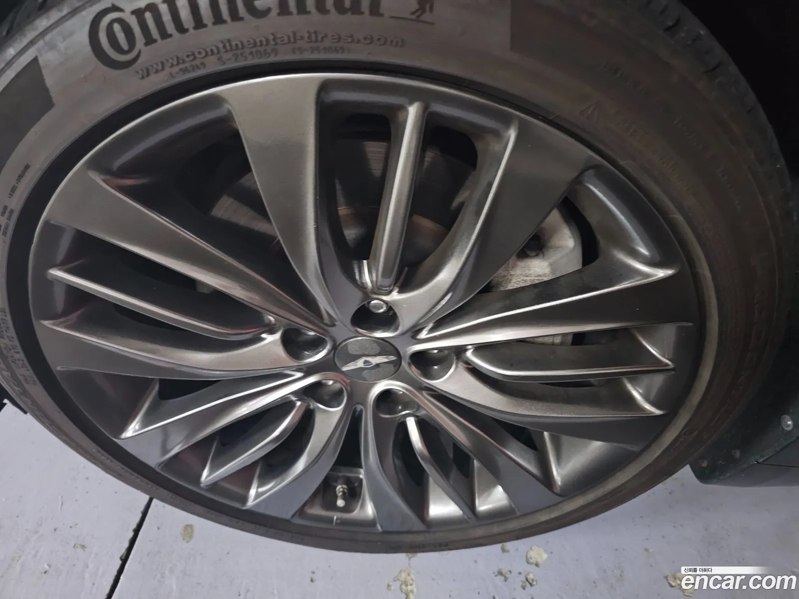 Hyundai Genesis DH 2016 — 6