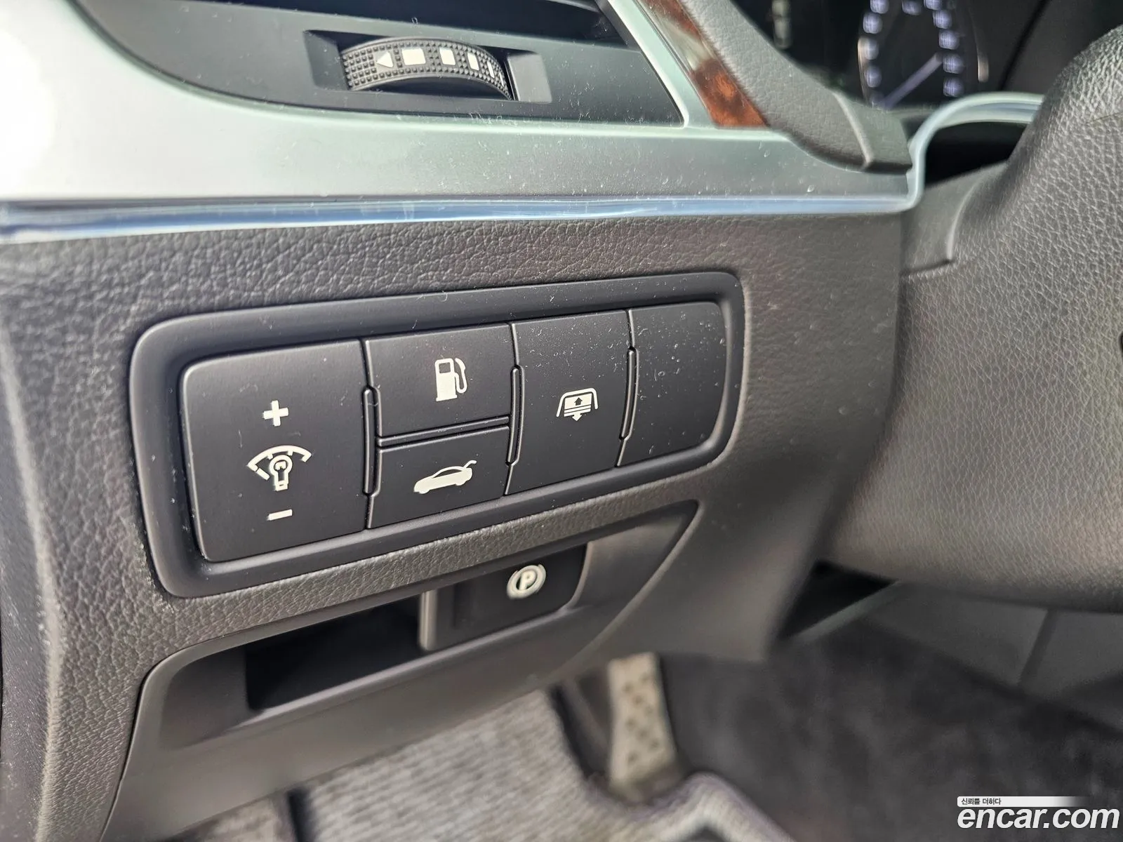 Hyundai Genesis DH 2016 — 13
