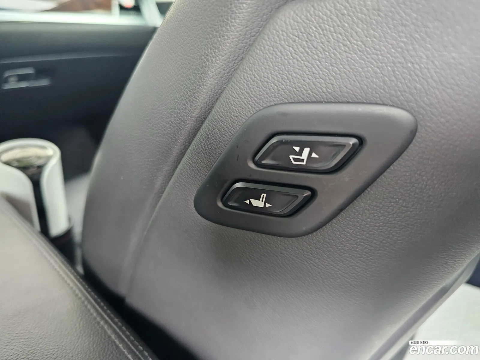 Hyundai Genesis DH 2016 — 9