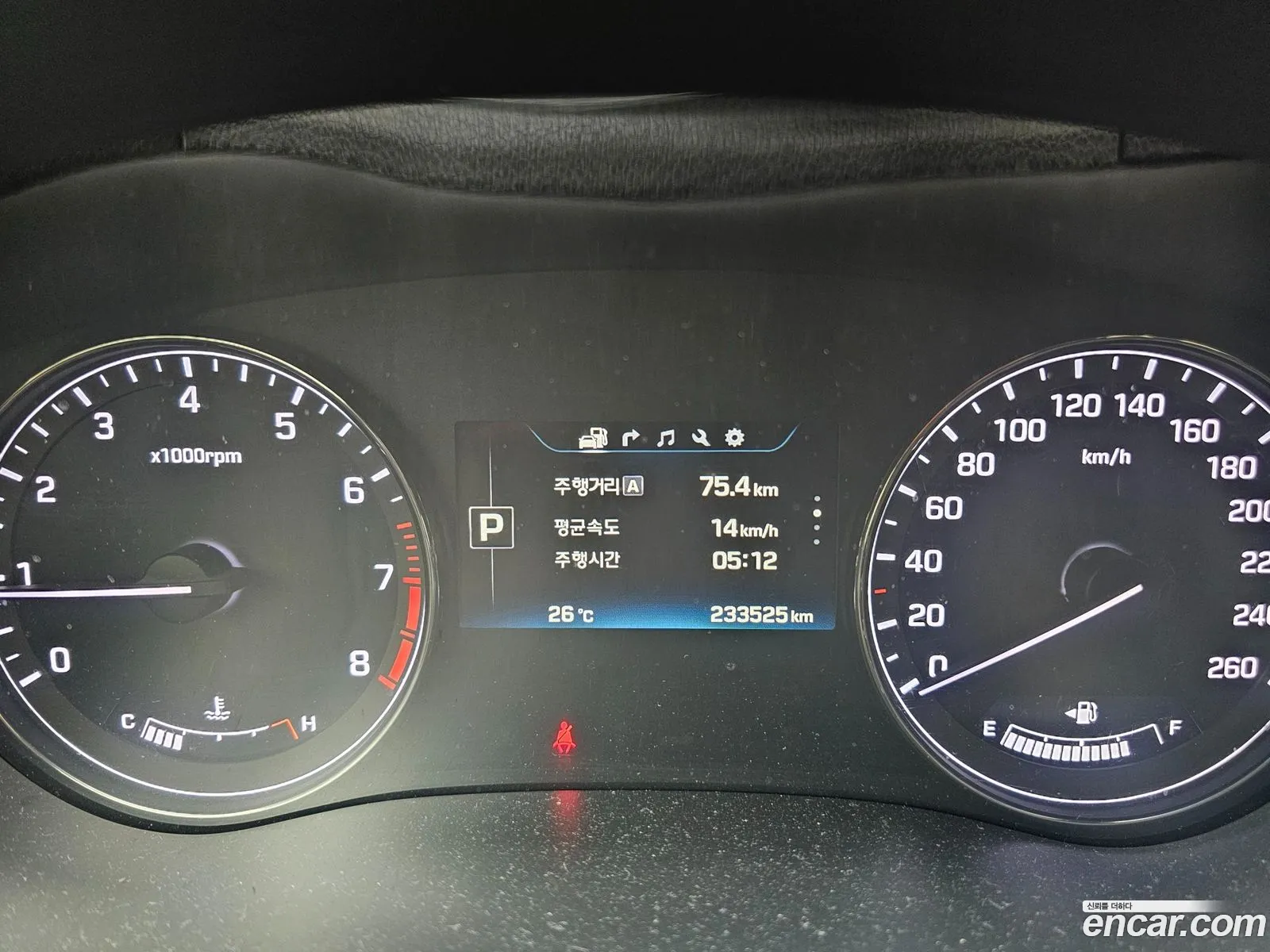 Hyundai Genesis DH 2016 — 14