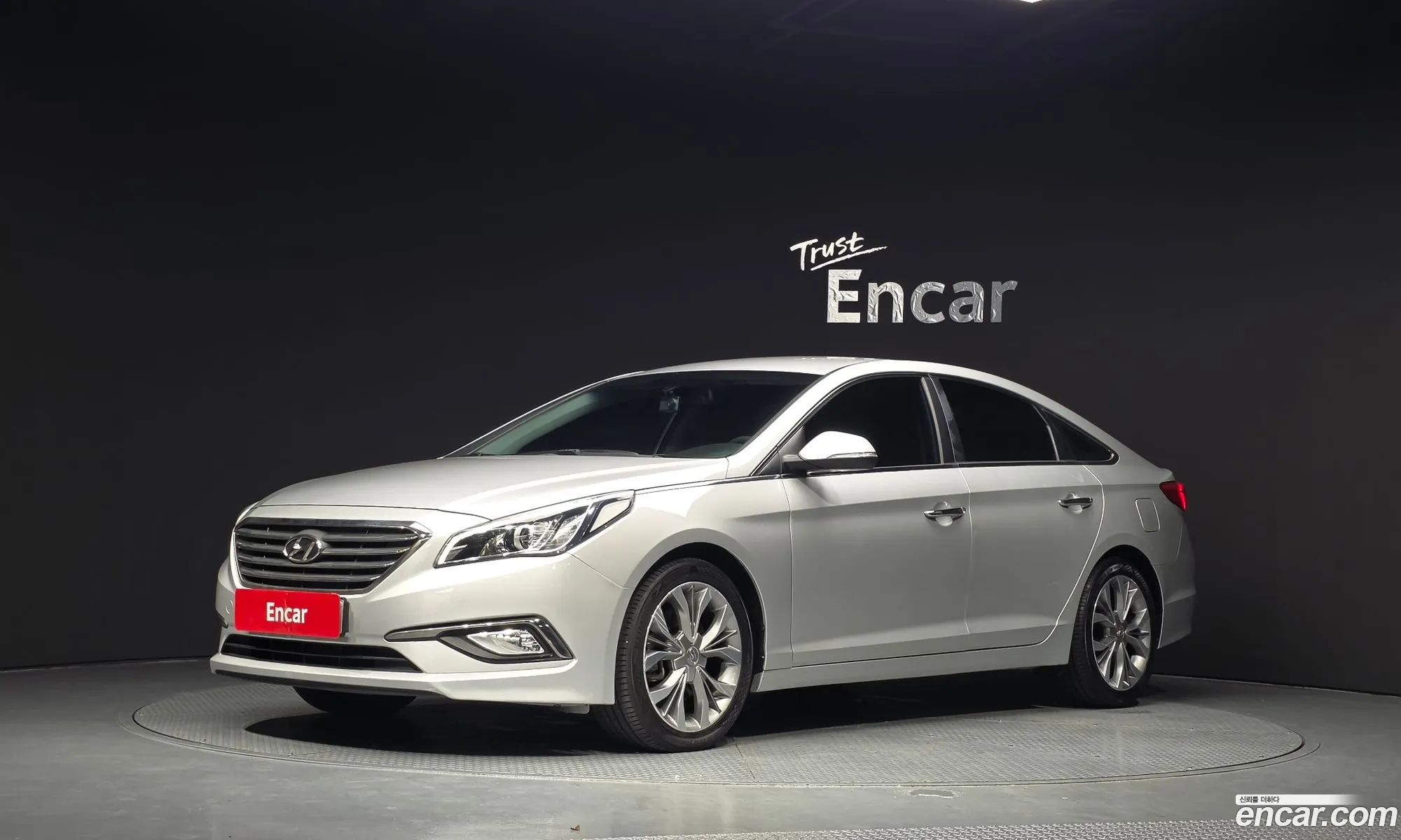 Hyundai LF Sonata 2016 KMHE341CBGA218288 — 10
