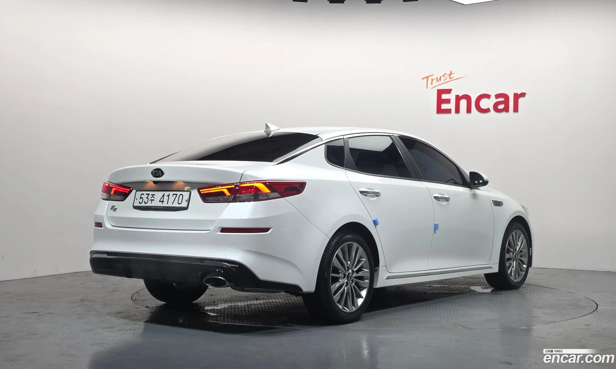 Kia K5 2018 KNAGU411BKA261268 — 20