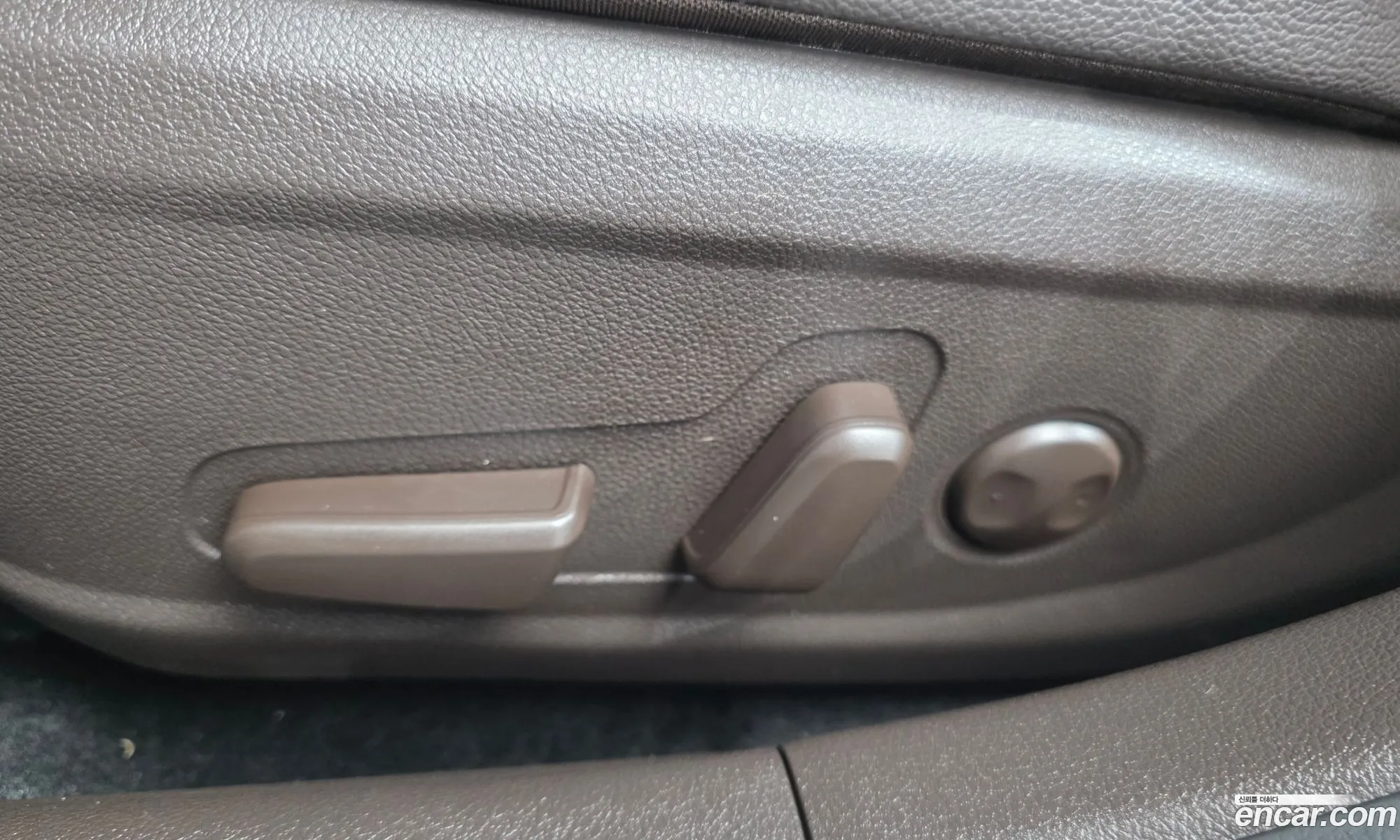 Kia K5 2018 KNAGU411BKA261268 — 30